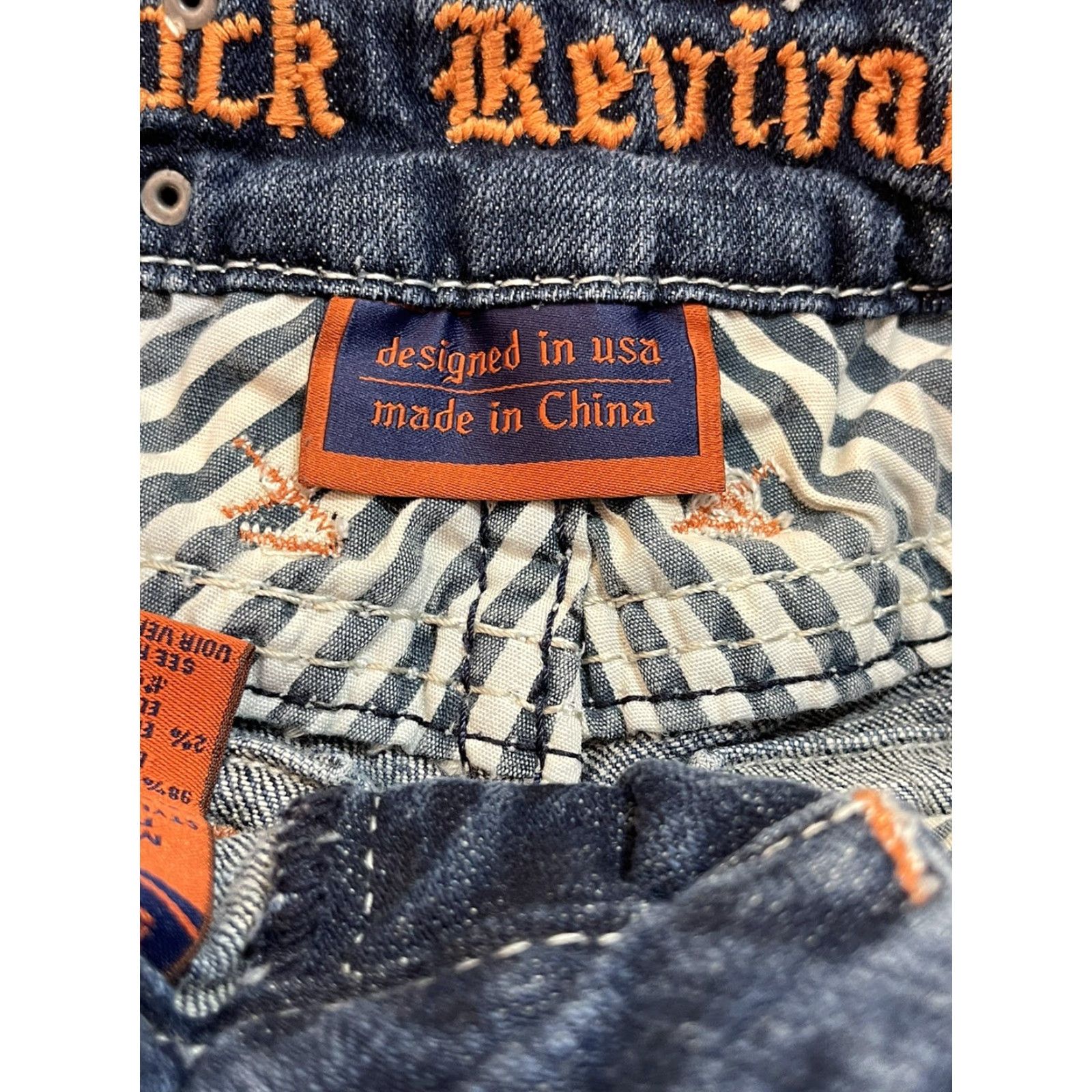 Vintage Rock Revival Women's Distressed Blue Jean Shorts Sz 26 Casual Dark Wash Denim Regular Fit Size 26" / US 2 / IT 38 - 2 Thumbnail