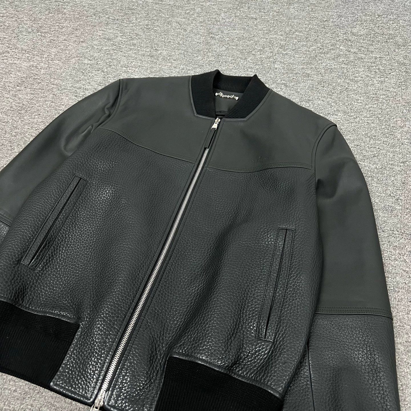 Louis Vuitton Louis Vuitton LV Leather Bomber Jacket, Size US S / EU 44-46 / 1 - 3 Thumbnail