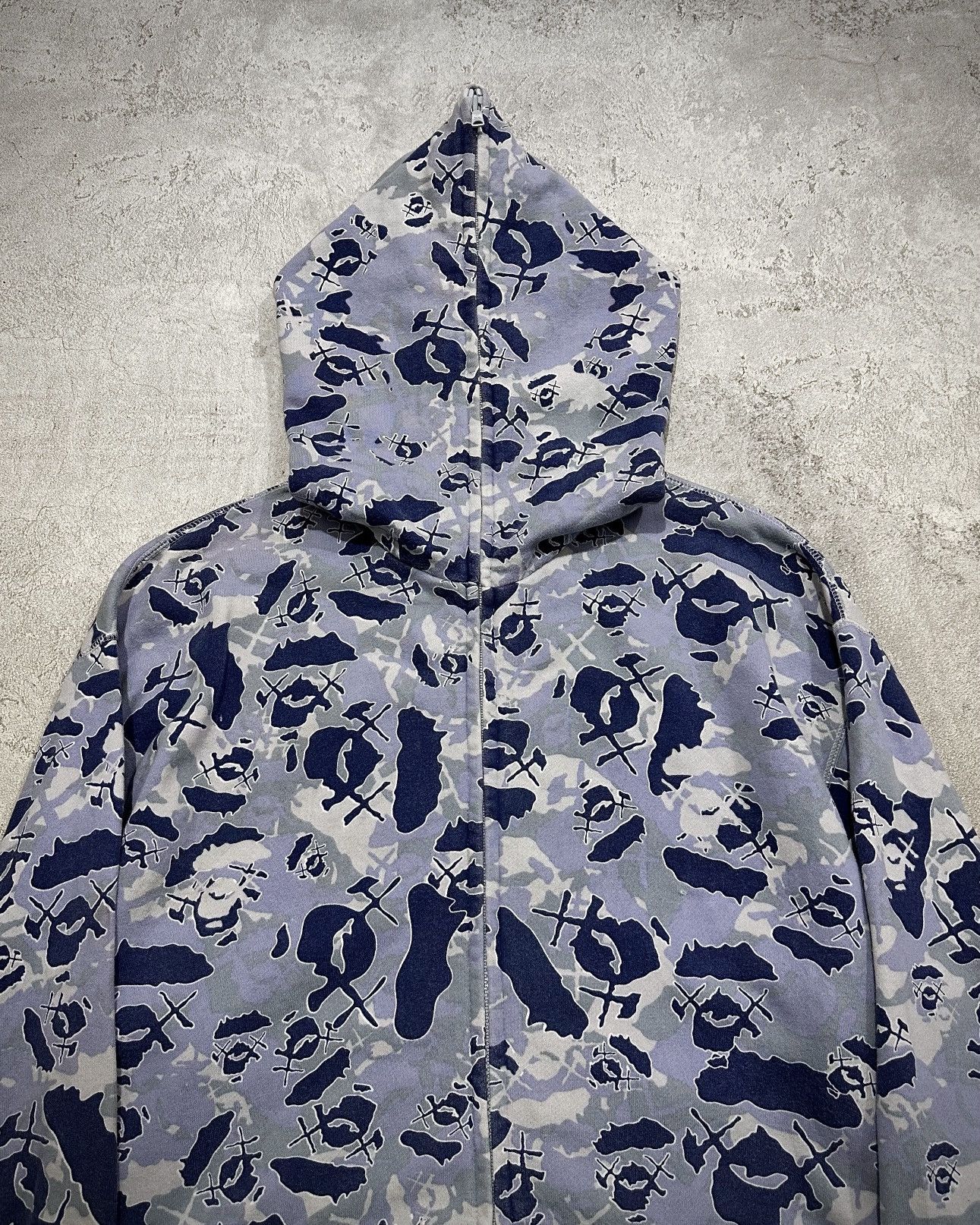 Bape Bape X Kaws Camo Full Zip Hoodie Size US XL / EU 56 / 4 - 2 Thumbnail