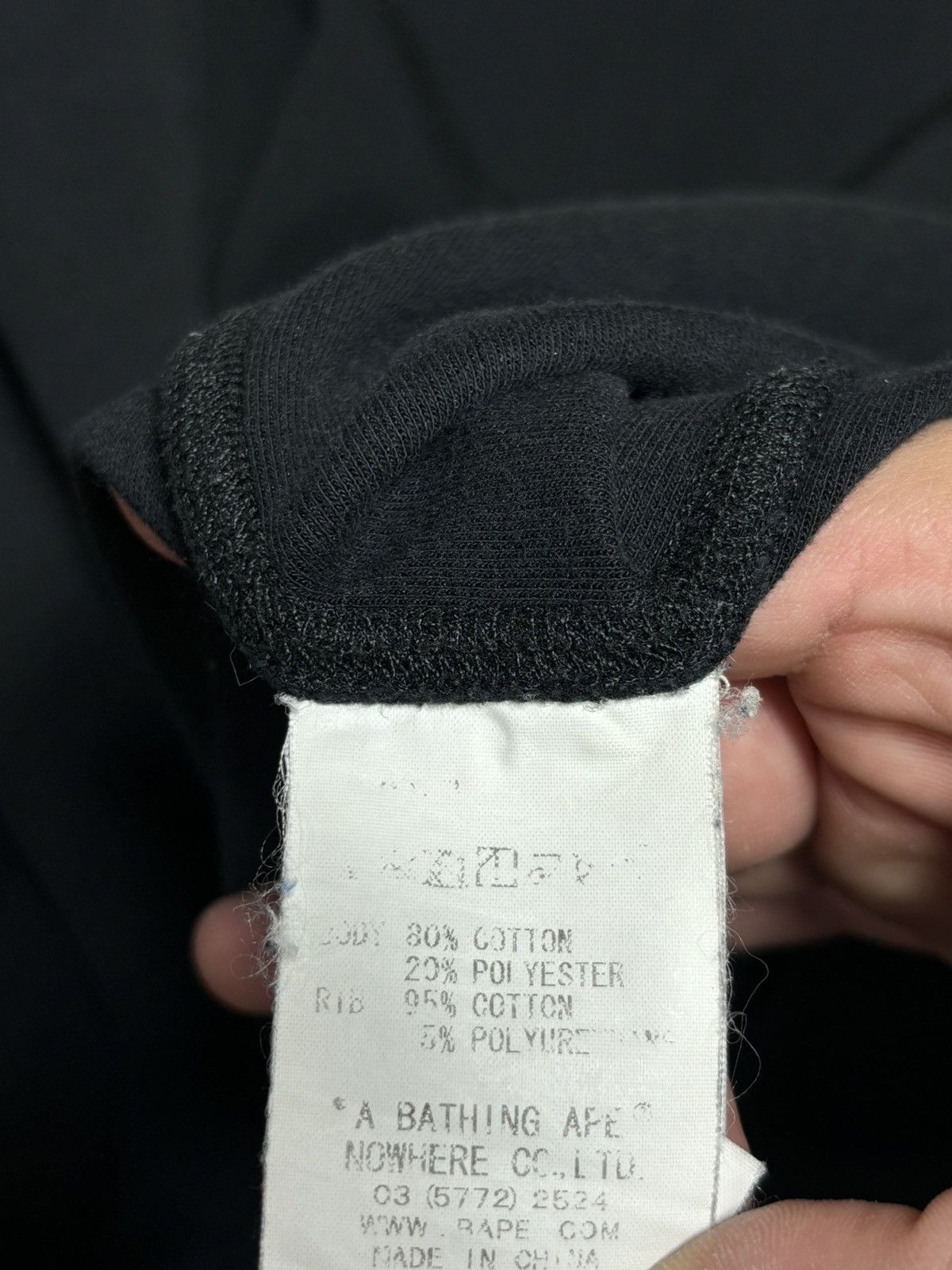 Bape Bape shark hoodie upside down logo black Size US L / EU 52-54 / 3 - 11 Thumbnail