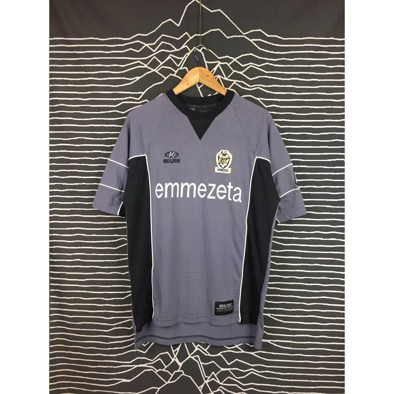 Vintage Vtg 2001-03 Venezia Kelme Performance Soccer Training Tee Size US M / EU 48-50 / 2 - 2 Thumbnail