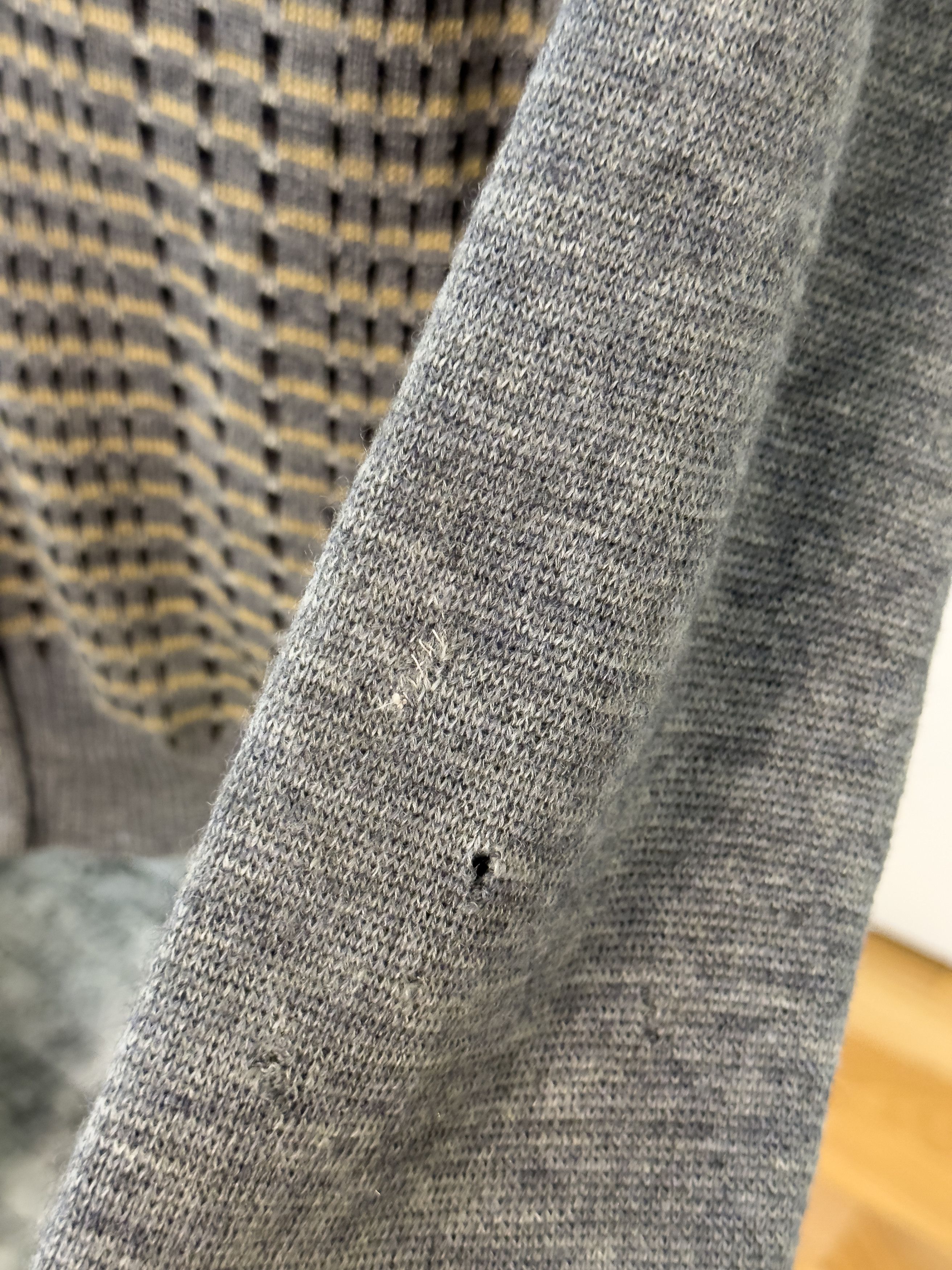 Other Vintage Resaknit Pure New Wool Checker Cardigan Sweater Size US L / EU 52-54 / 3 - 8 Thumbnail