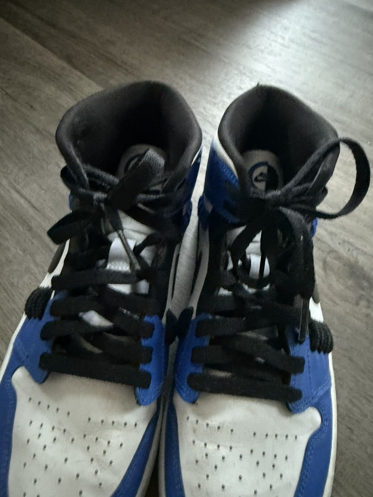 Jordan Brand × Nike jordan 1 mid ‘sisterhood’ Size US 8.5 / IT 38.5 - 6 Thumbnail