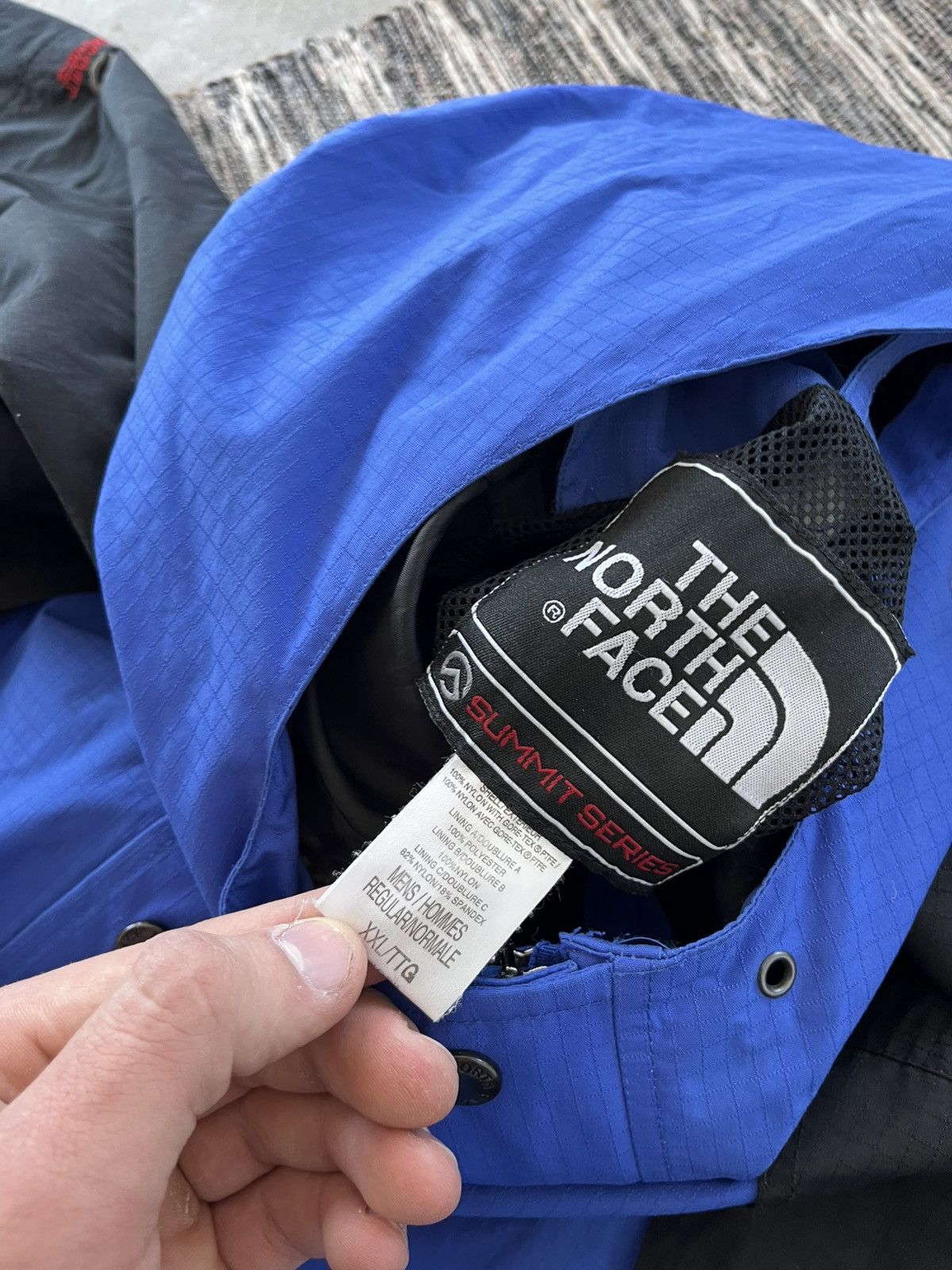 The North Face Vintage The North Face GoreTex Jacket Blue Black Outdoor Y2K Size US XXL / EU 58 / 5 - 15 Thumbnail
