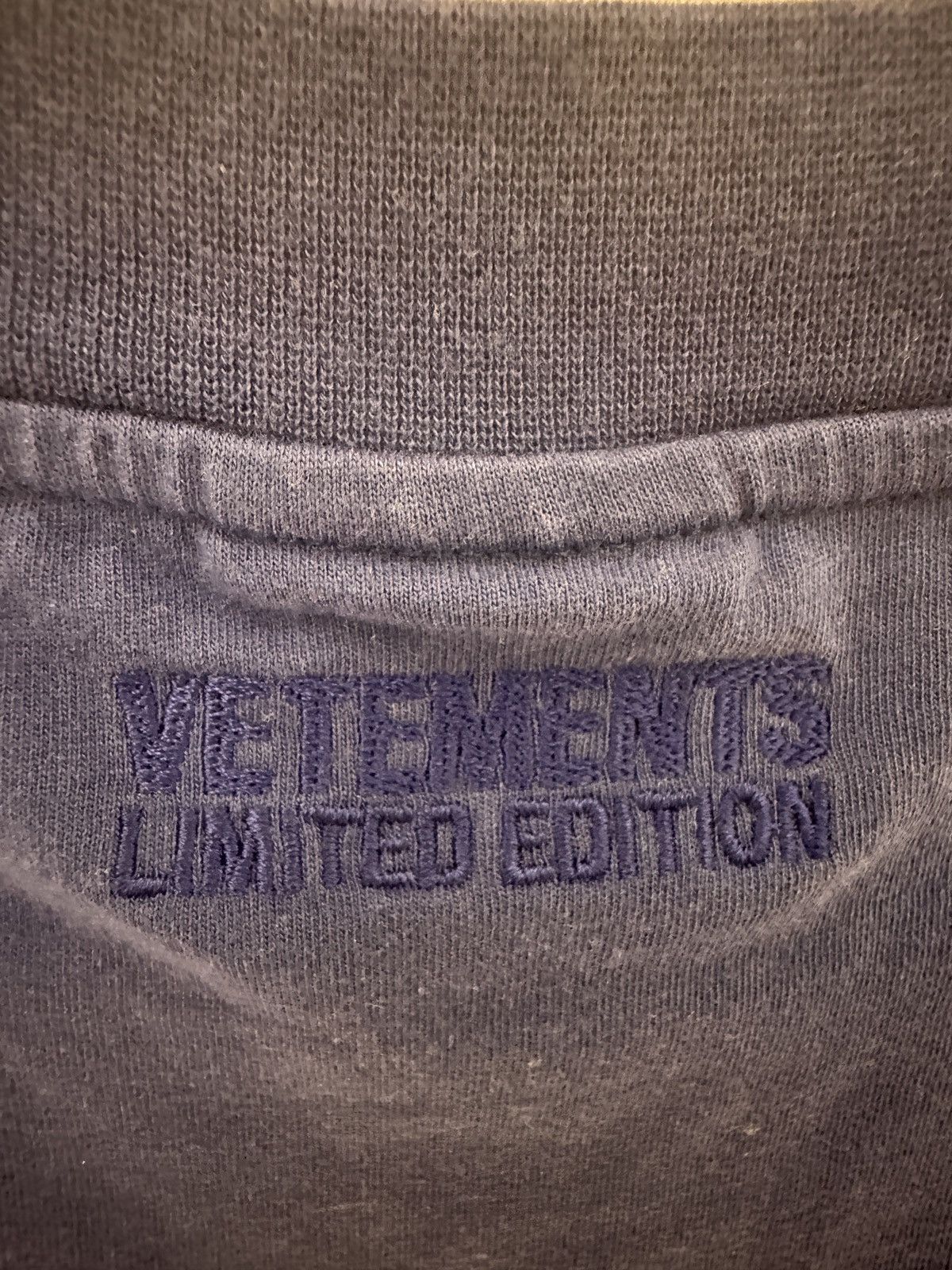 Vetements Gvasalia For Vetements Political Tee Size US L / EU 52-54 / 3 - 7 Thumbnail