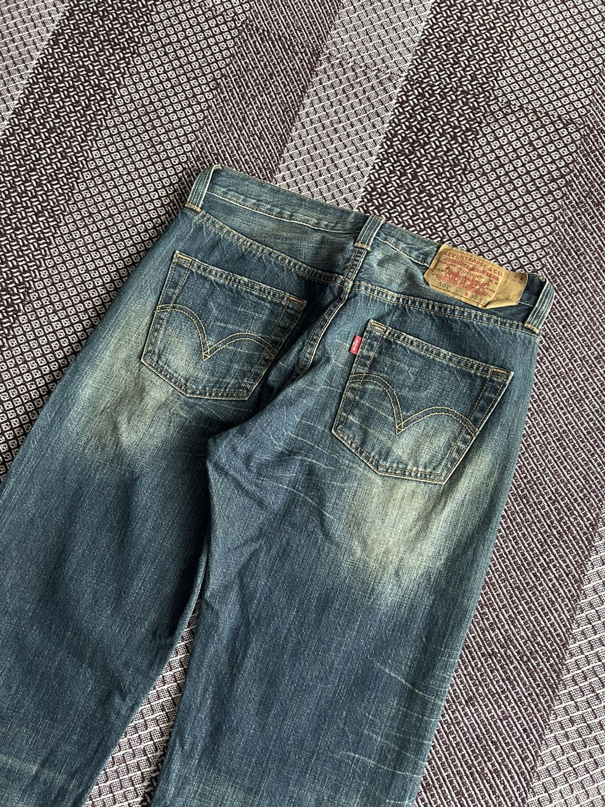 Levi's Levis 501 Mud Wash Jeans Faded Color Straight Leg Button Fly Size US 30 / EU 46 - 4 Thumbnail