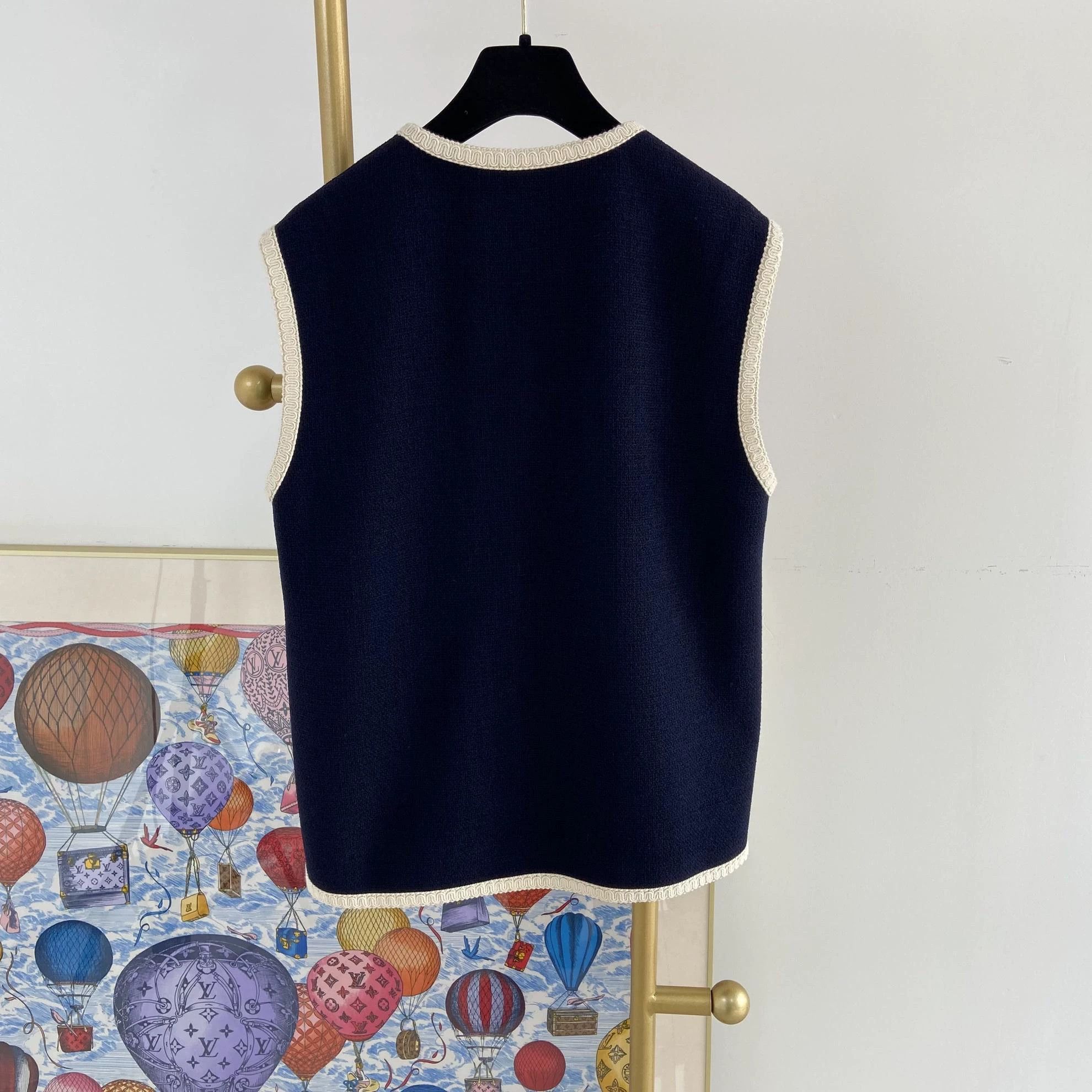 Gucci Gucci blue vest EU38 new with tags Size XS / US 0-2 / IT 36-38 - 2 Thumbnail