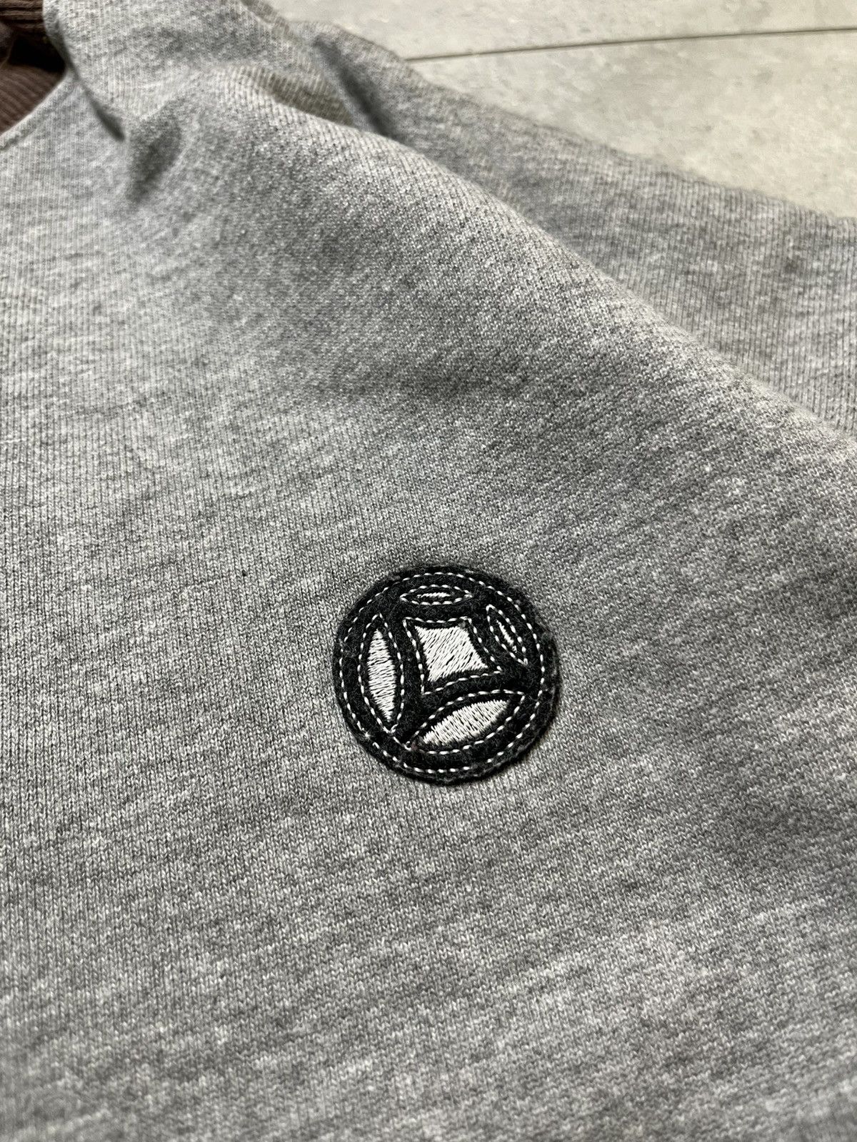 Freshjive Vintage 90s Freshjive Quarter Zip Sweatshirt Size US L / EU 52-54 / 3 - 7 Thumbnail
