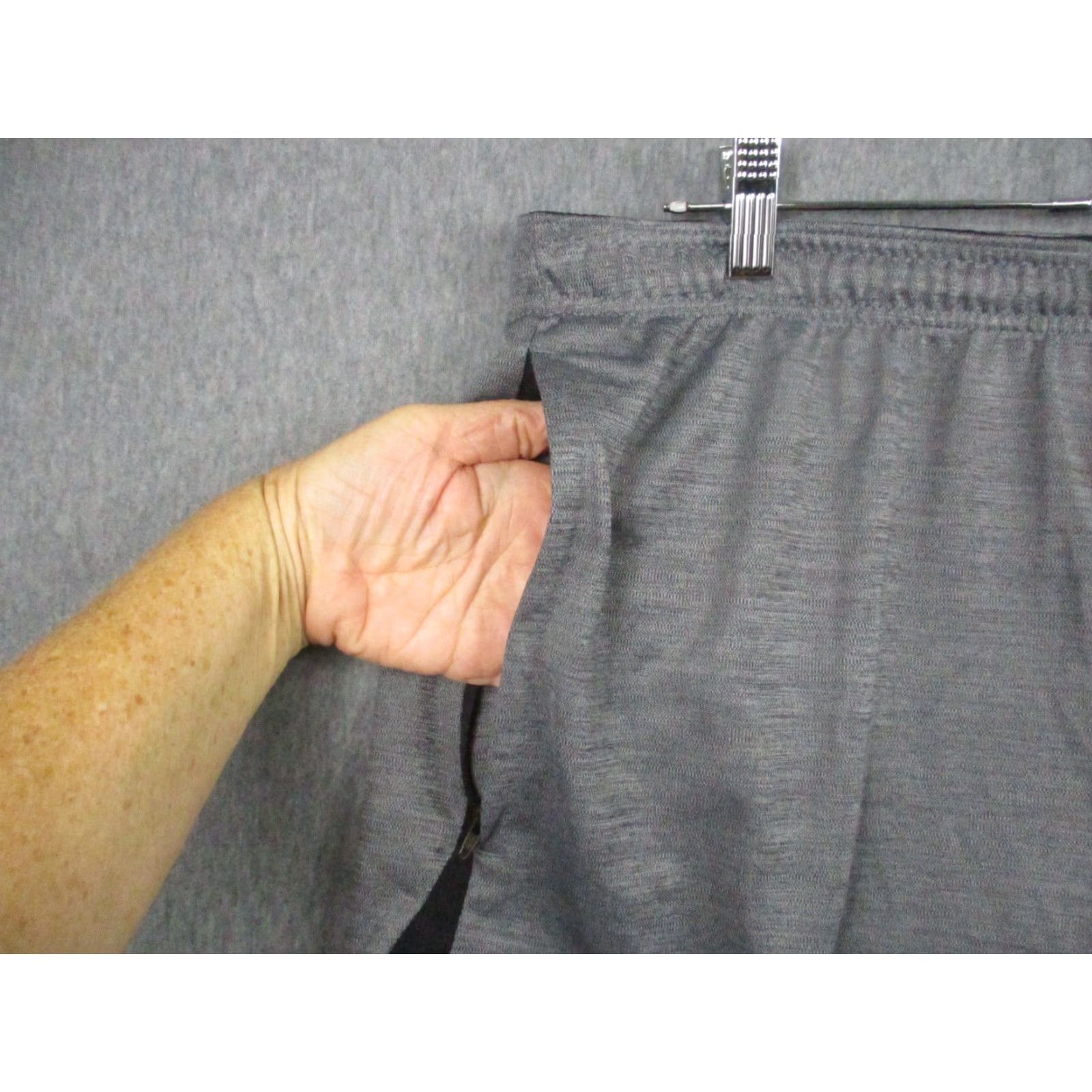 Nike Nike Flex Shorts XL Men Gray Colorblock Training Size US 36 / EU 52 - 3 Thumbnail