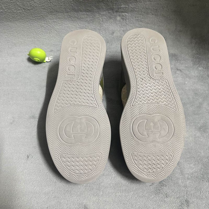 Gucci Gucci Chunky B Low-Top Leather Sneakers - Size US 10.5 / EU 43-44 - 4 Thumbnail