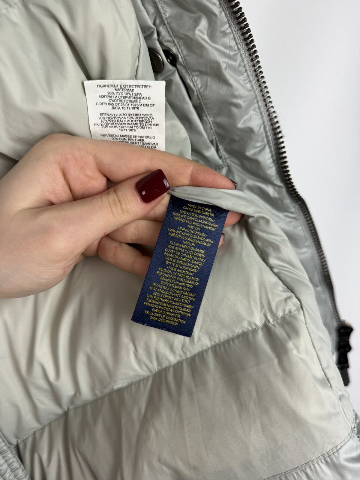 Polo Ralph Lauren Polo Ralph Lauren Hooded Nylon Down Puffer Vest Jacket Size S / US 4 / IT 40 - 24 Thumbnail