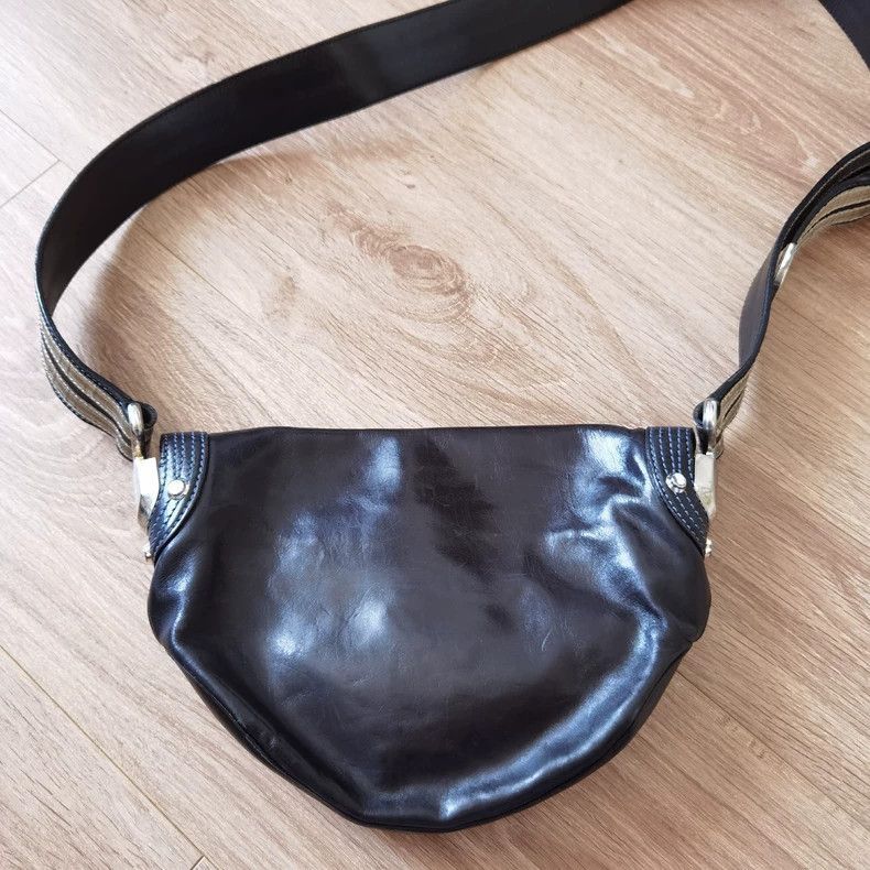 Celine Celine Bow Crossbody Leather Bag Size ONE SIZE - 2 Thumbnail