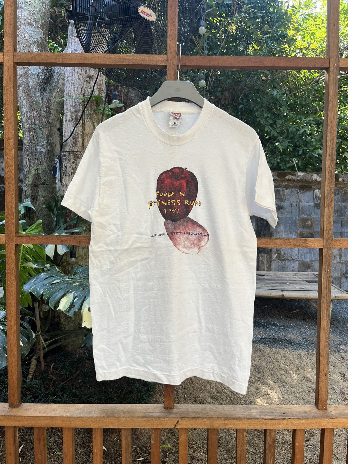 Vintage Vintage FOOD’N Fitness Run 1997’s festival Tshirt Size US M / EU 48-50 / 2 - 2 Thumbnail