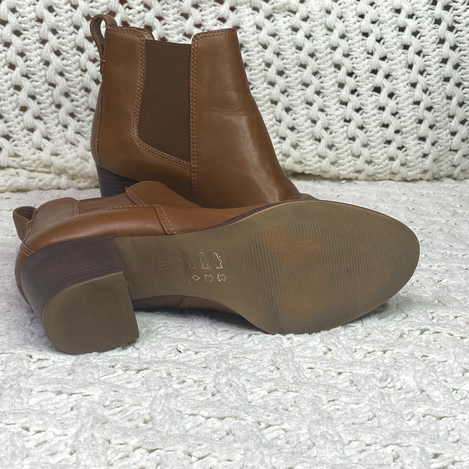 Madewell Madewell Regan Boots, Saddle Brown Leather, Pull-On Booties, Size US 8.5 / IT 38.5 - 6 Thumbnail
