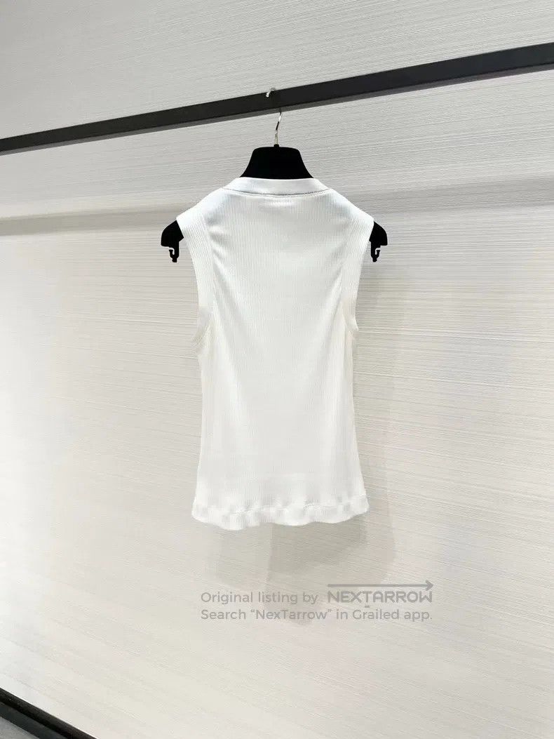 Brunello Cucinelli Brunello Cucinelli Sleeveless under vest, bead decoration. Size S / US 4 / IT 40 - 2 Thumbnail