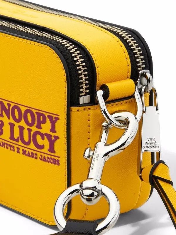 Marc Jacobs × Peanuts MARC JACOBS x Peanuts Snoopy & Lucy Snapshot Bag NWT Size ONE SIZE - 3 Thumbnail