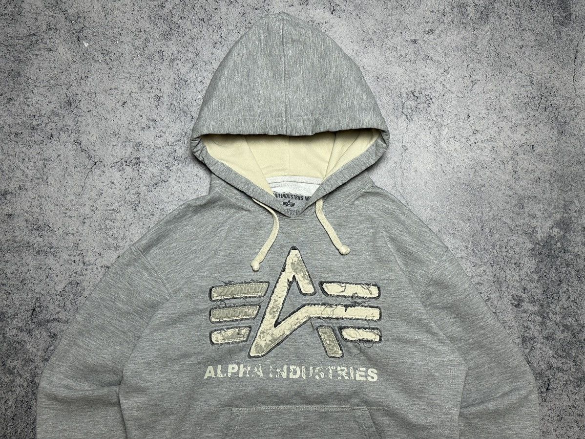 Alpha Industries Vintage Alpha Industries Big Logo Hoodie Size US L / EU 52-54 / 3 - 2 Thumbnail