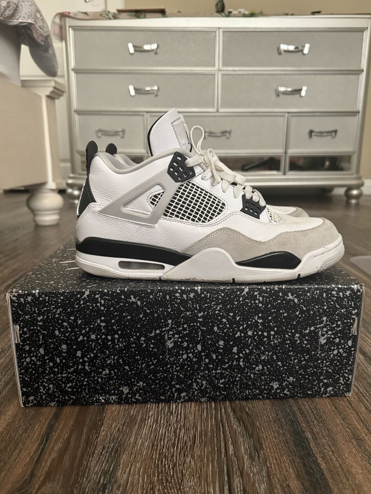 Nike Jordan 4 Military Black Size US 11 / EU 44 - 3 Thumbnail