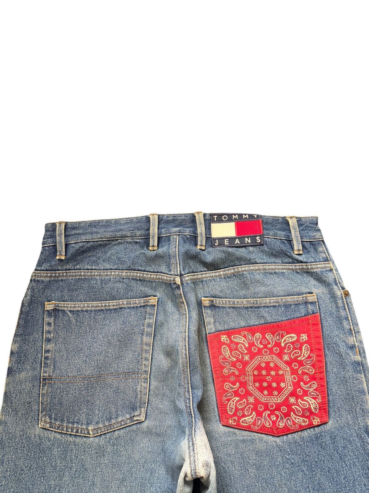 Tommy Jeans Vintage Tommy Paisley Bandana Pocket Baggy Jeans Size US 33 - 3 Thumbnail