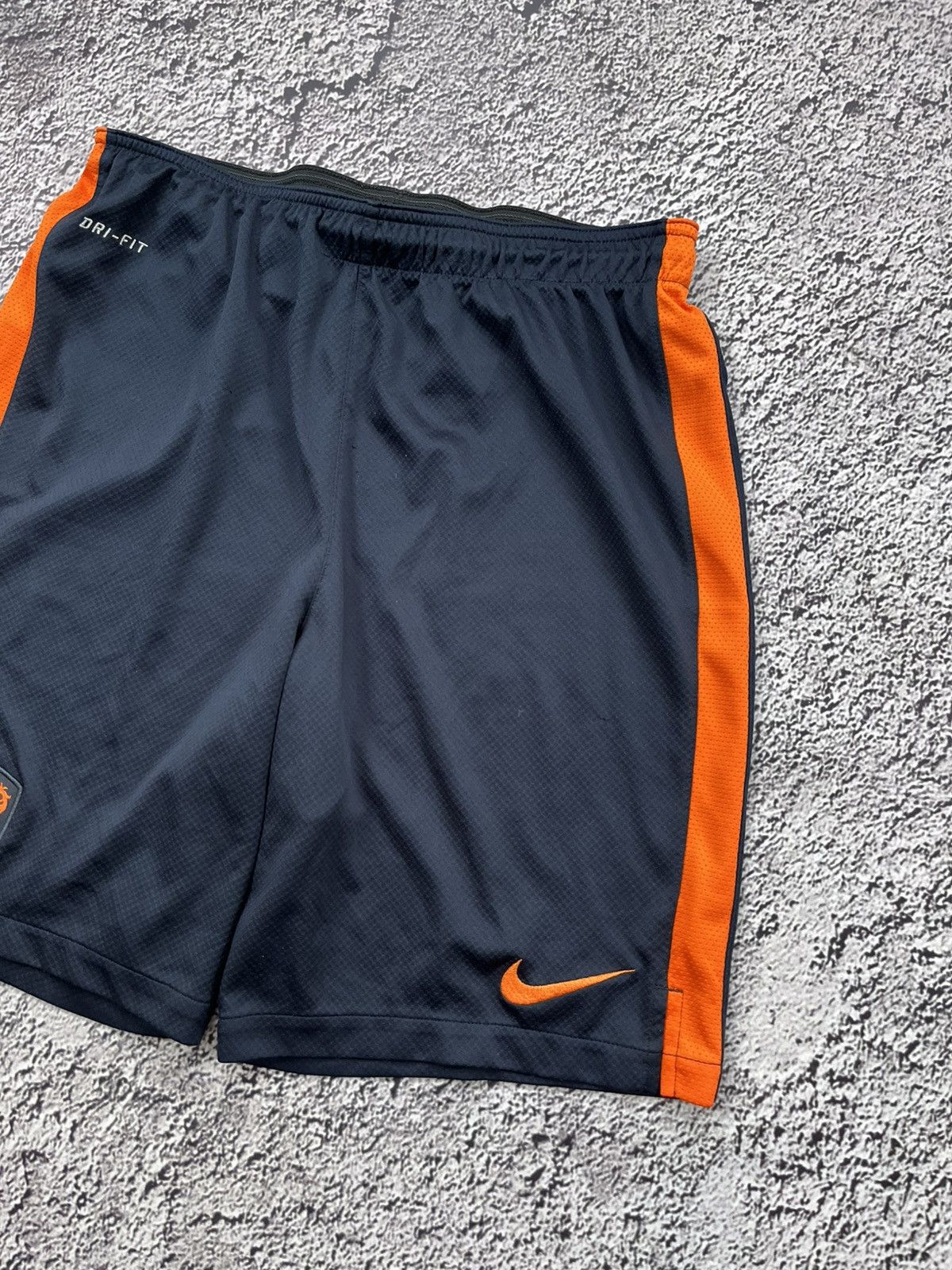 Vintage Nike Vintage Netherlands Soccer Shorts 00s Size US 32 / EU 48 - 3 Thumbnail