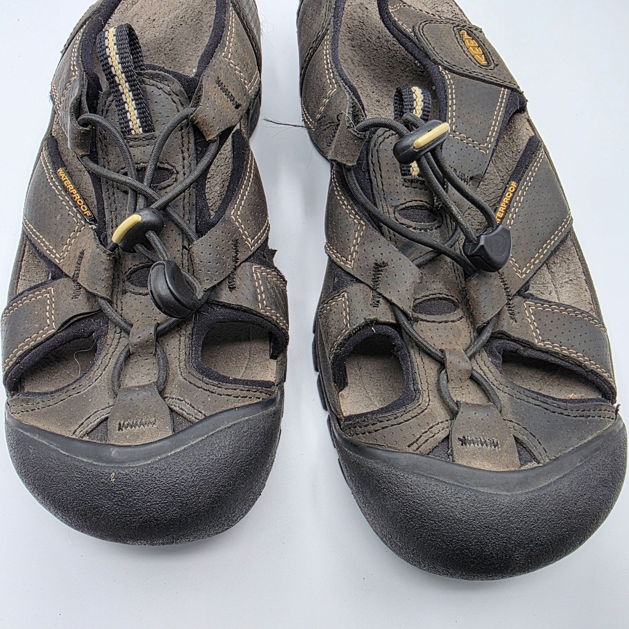 KEEN Keen H2 Mens Size 8 Gray Closed Toe Sandals Waterproof Casua Size US 8 / EU 41 - 10 Thumbnail
