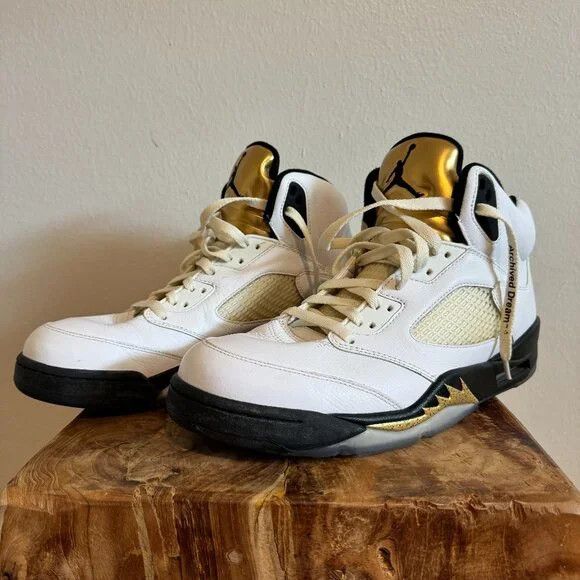 Jordan Brand Nike Air Jordan 5 Retro Olympic Gold (2016) 136027-133 Size US 11.5 / EU 44-45 - 1 Thumbnail