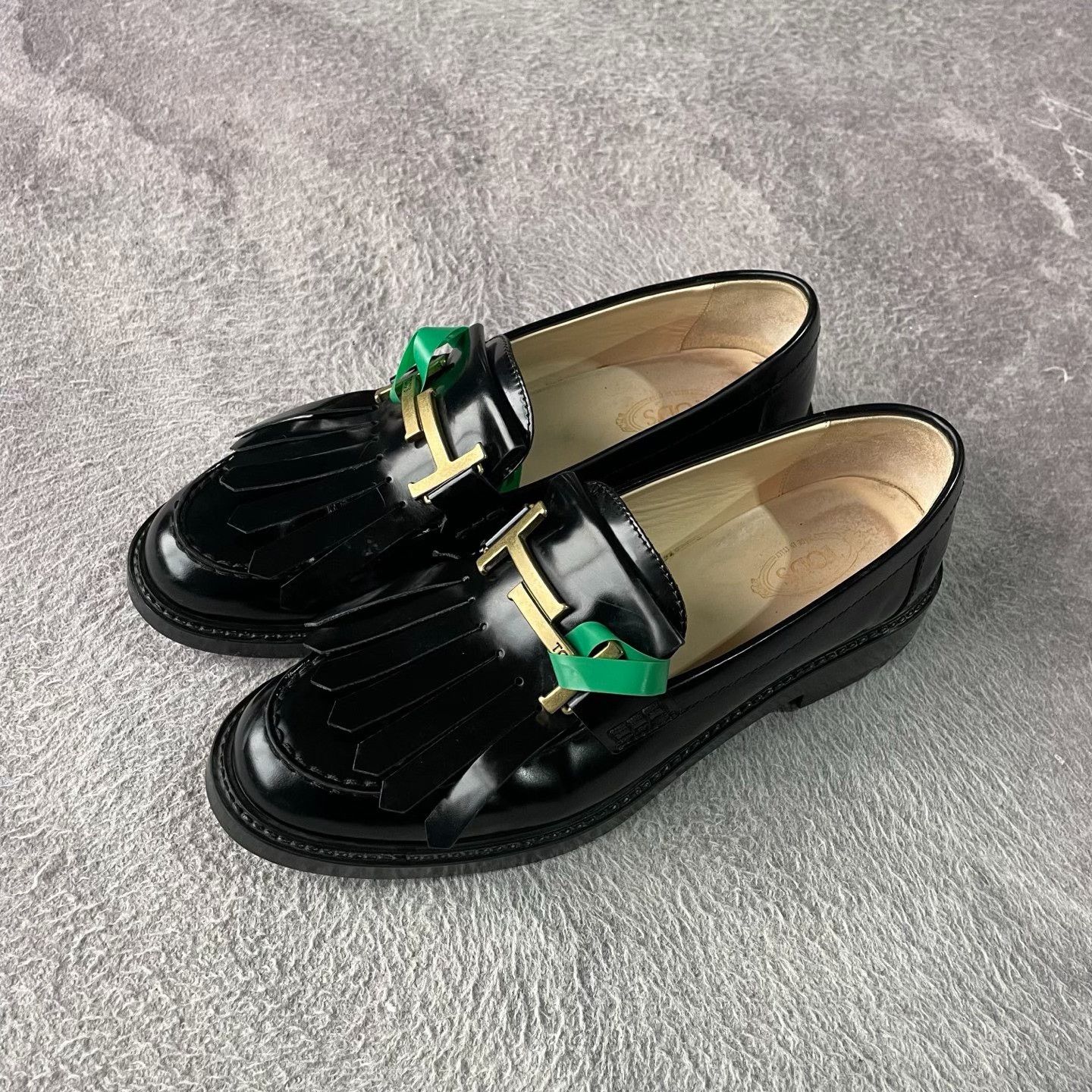 Tod's Tod's Black Lowtop Sneakers 39 Women Size US 8.5 / IT 38.5 - 1 Thumbnail