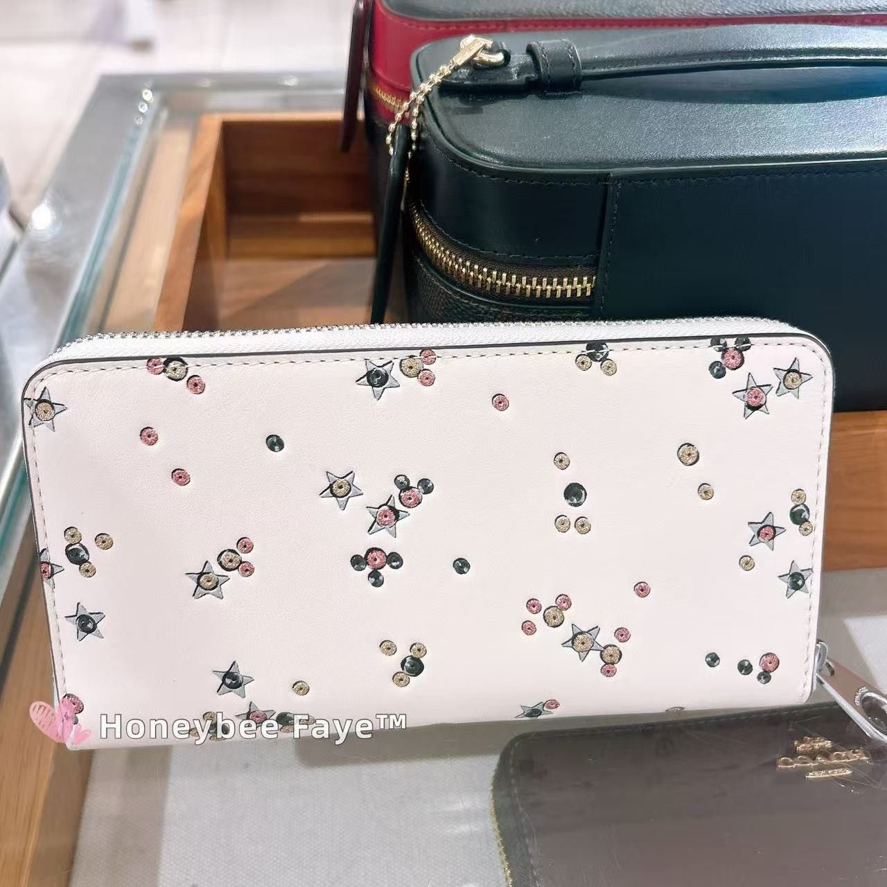 Coach Long Zip Around Wallet With Star Print CCL38 Size ONE SIZE - 3 Thumbnail