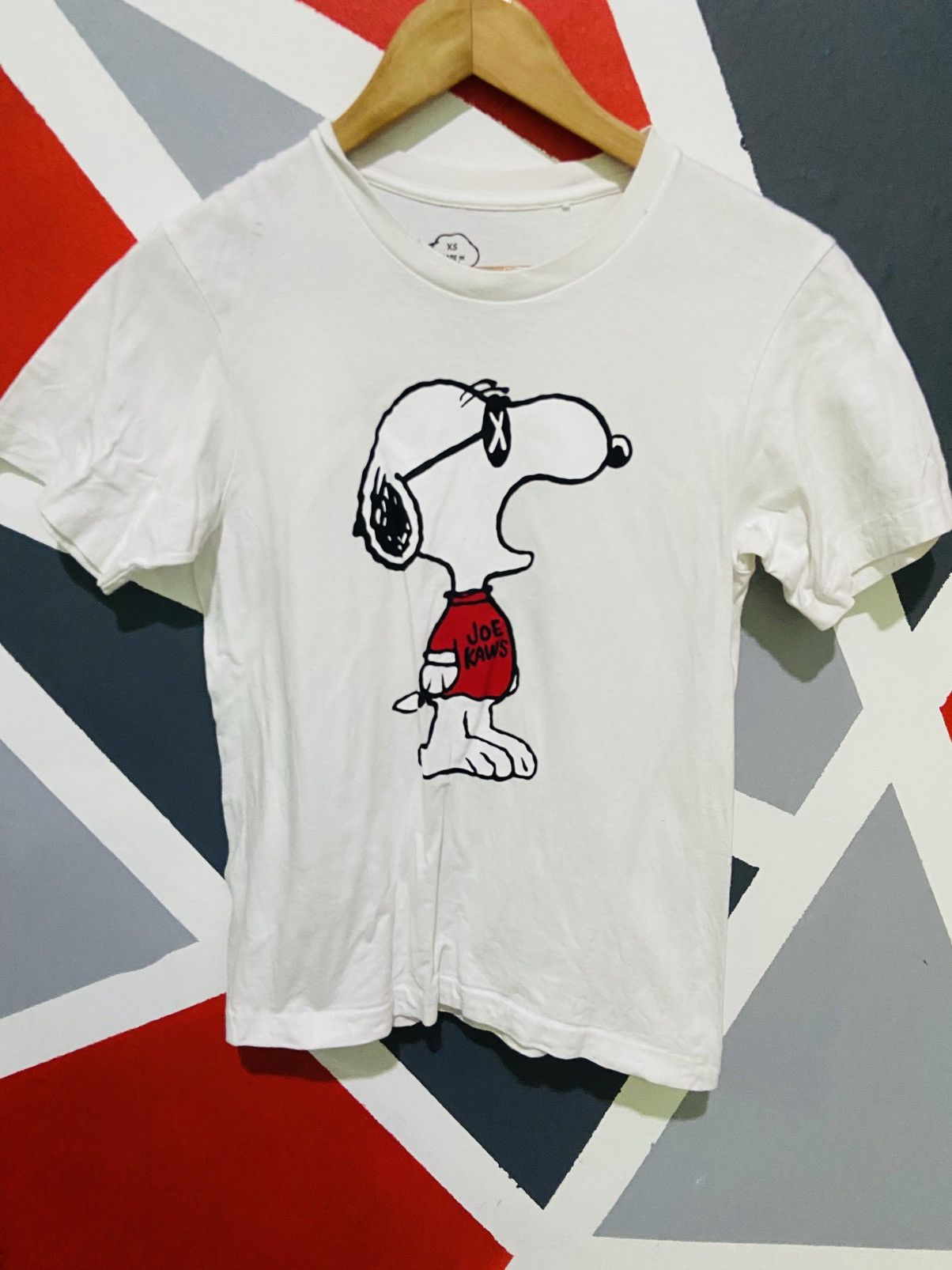 Kaws × Peanuts × Uniqlo Kaws X Peanut X Uniqlo Colab Tew Size US XS / EU 42 / 0 - 1 Thumbnail