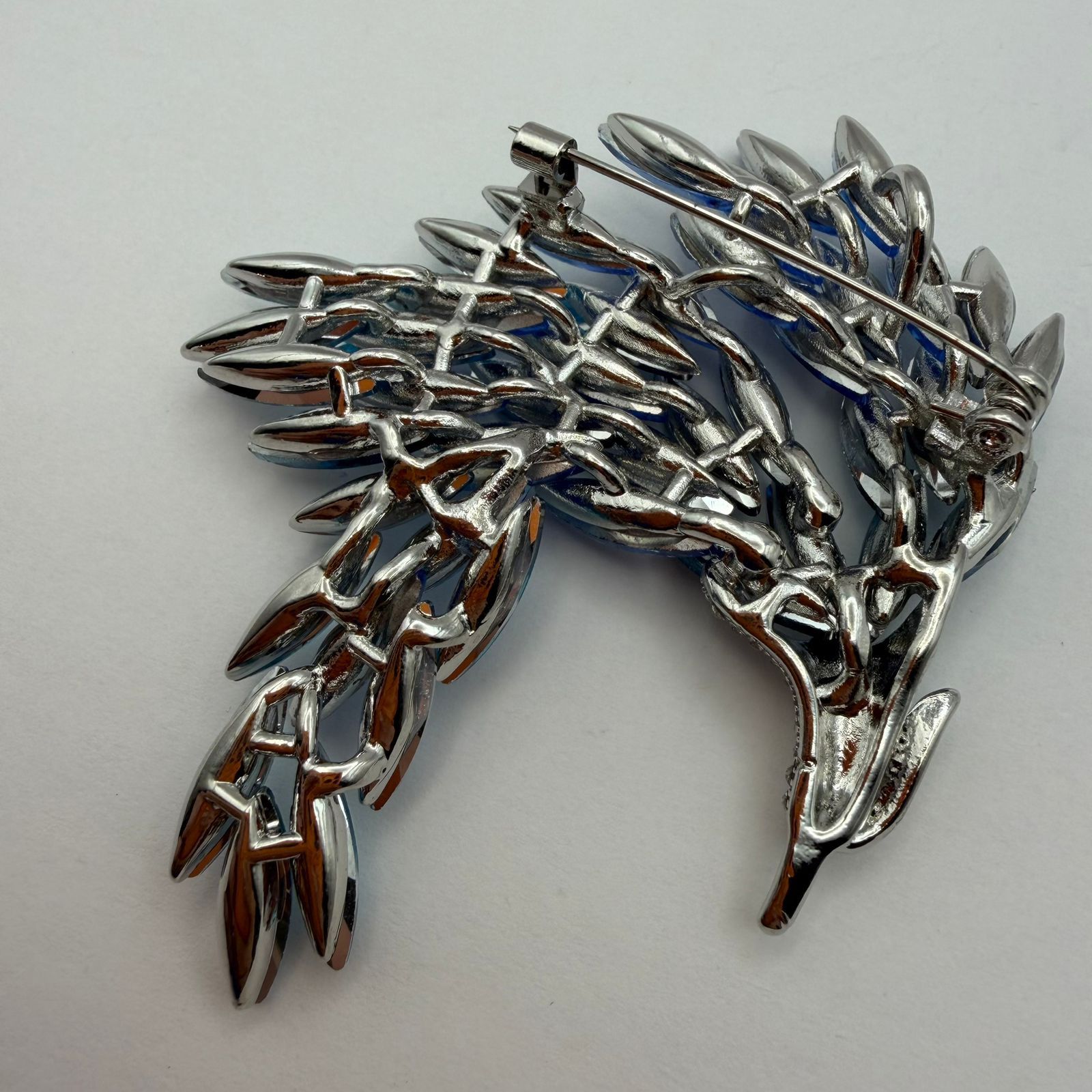 Other Blue Crystal Bird Brooch Large Rhinestone Statement Pin Size ONE SIZE - 2 Thumbnail