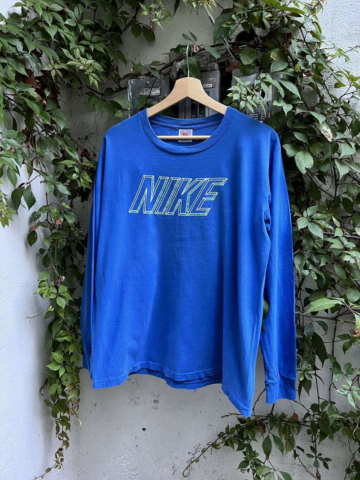 Nike 90s Nike Logo Single Stitch Tee Size US L / EU 52-54 / 3 - 1 Thumbnail