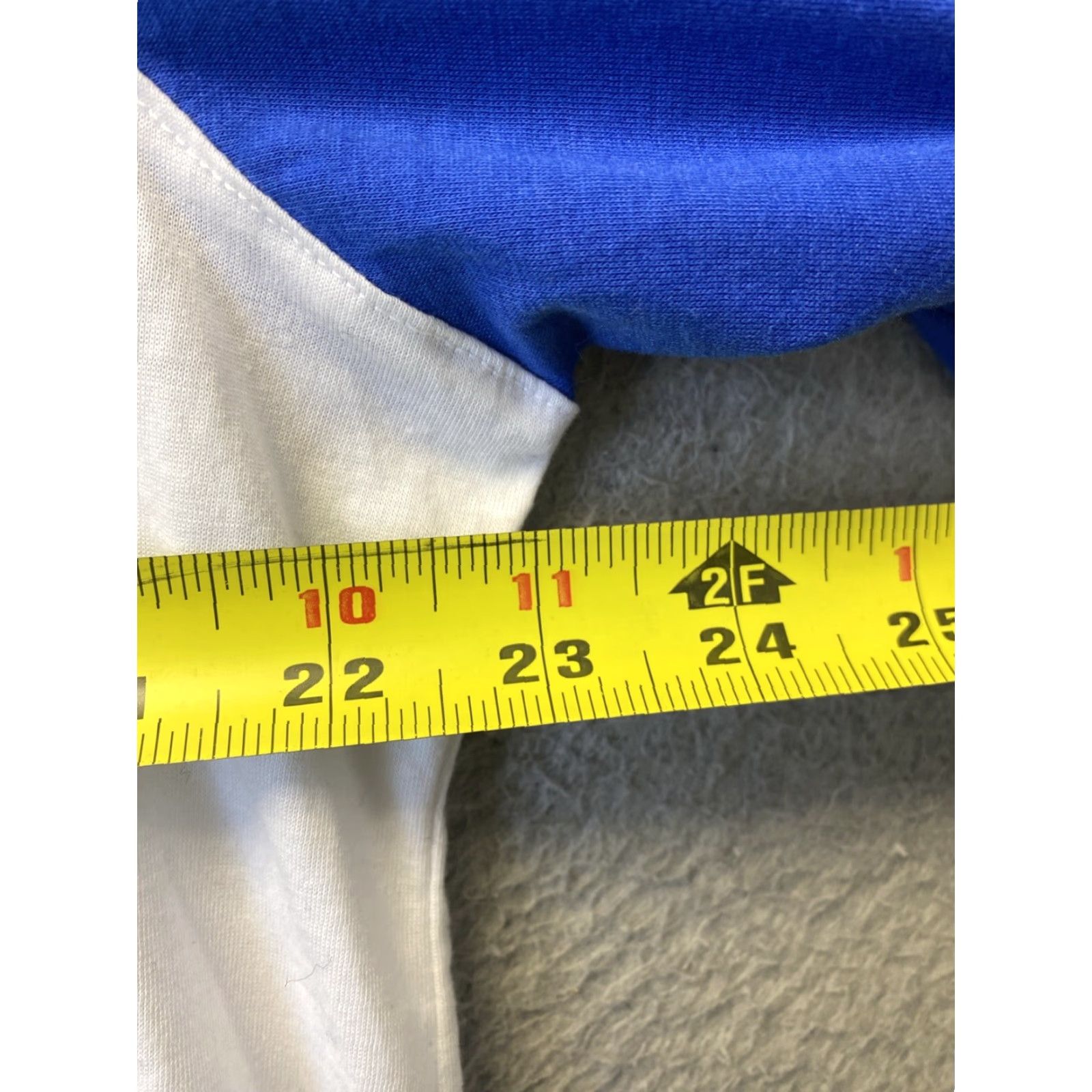 Nike Nike Shirt Mens L White Blue Baseball 3/4 Sleeve Essentials Dri-Fit 94-70 Size US L / EU 52-54 / 3 - 4 Thumbnail