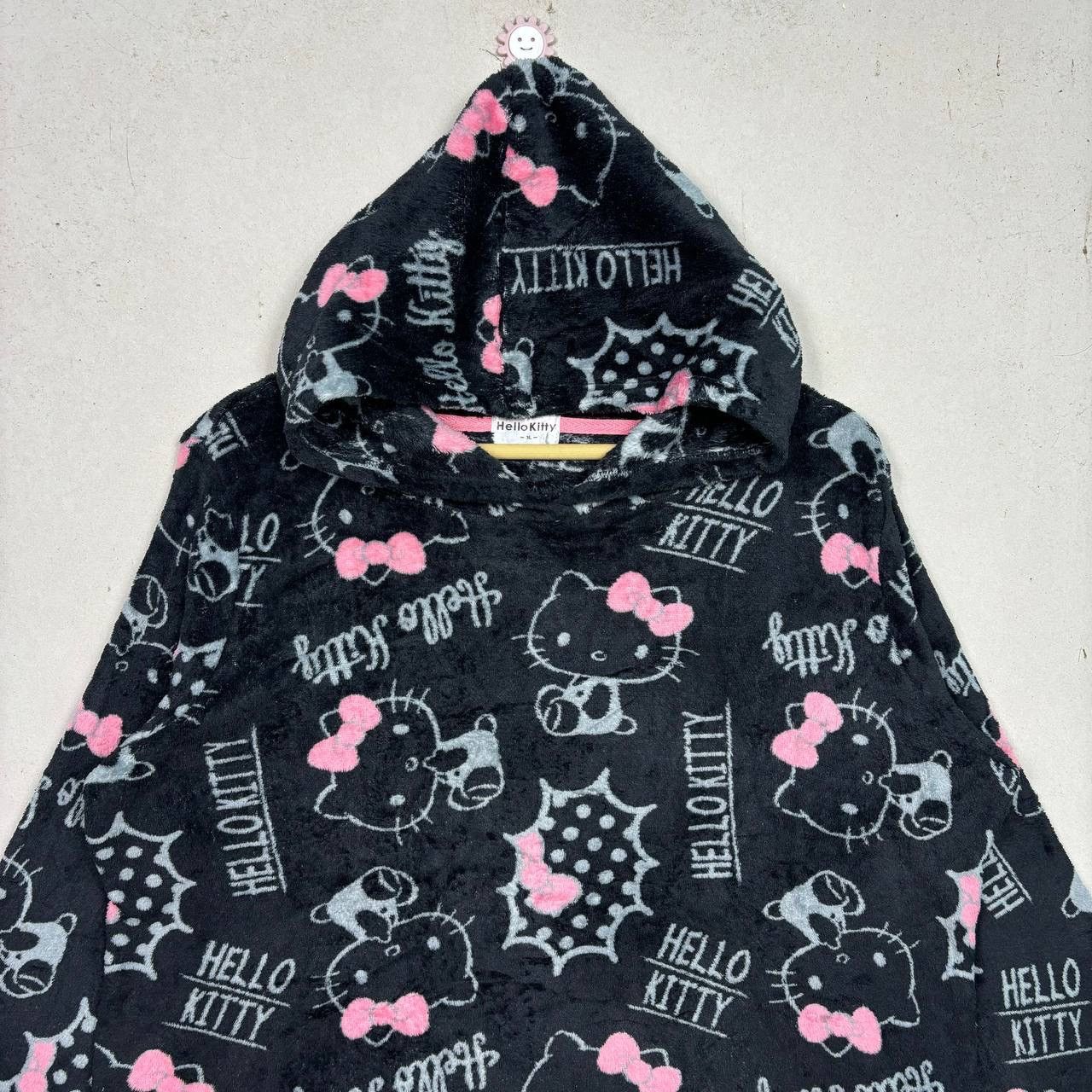 Anime HELLO KITTY Shaggy Fleece OVP Hoodie Black Pink Boxy Size US M / EU 48-50 / 2 - 3 Thumbnail