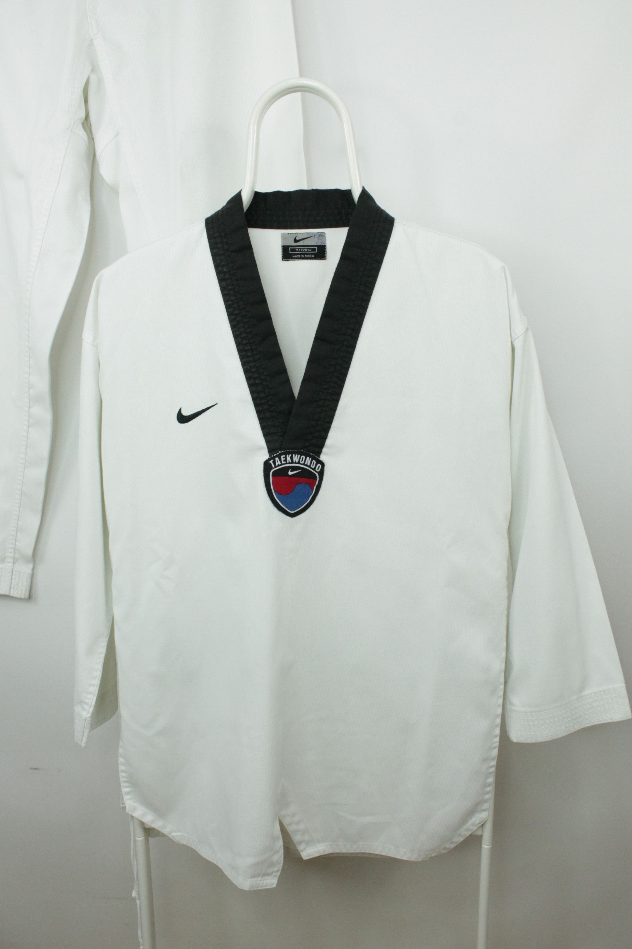 Nike Vintage Nike Korean Taekwondo Uniform Kimono 170cm Size US M / EU 48-50 / 2 - 2 Thumbnail