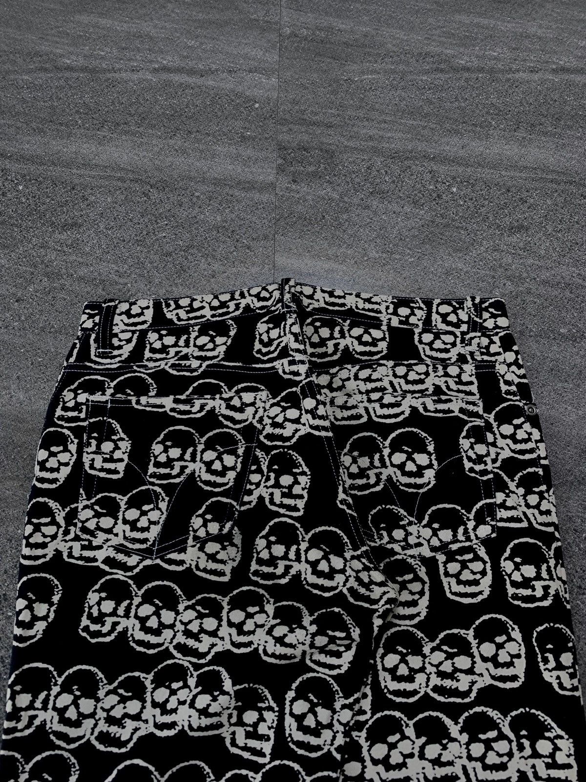 Hysteric Glamour 90s Skull Printed Denim Pants Size US 30 / EU 46 - 9 Thumbnail