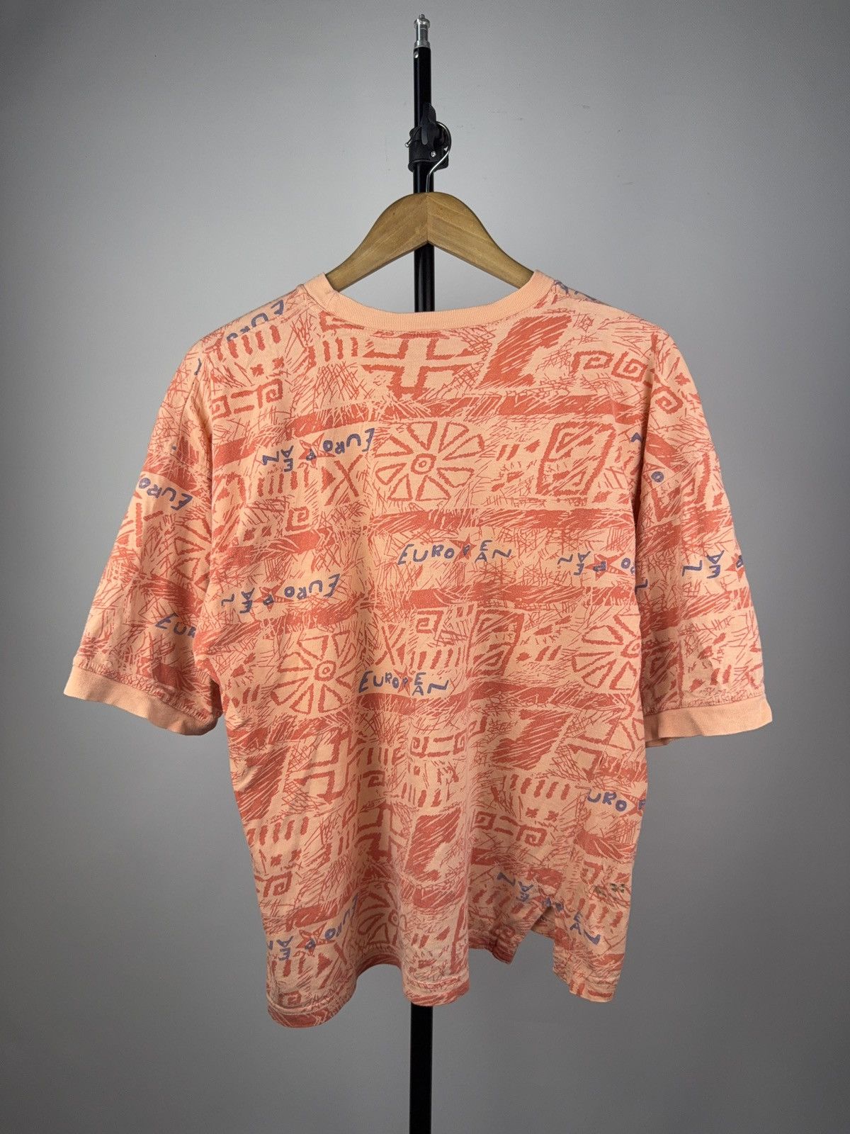 Vintage Vintage Retro 80s Archive European Monogram T shirt Size US S / EU 44-46 / 1 - 12 Thumbnail