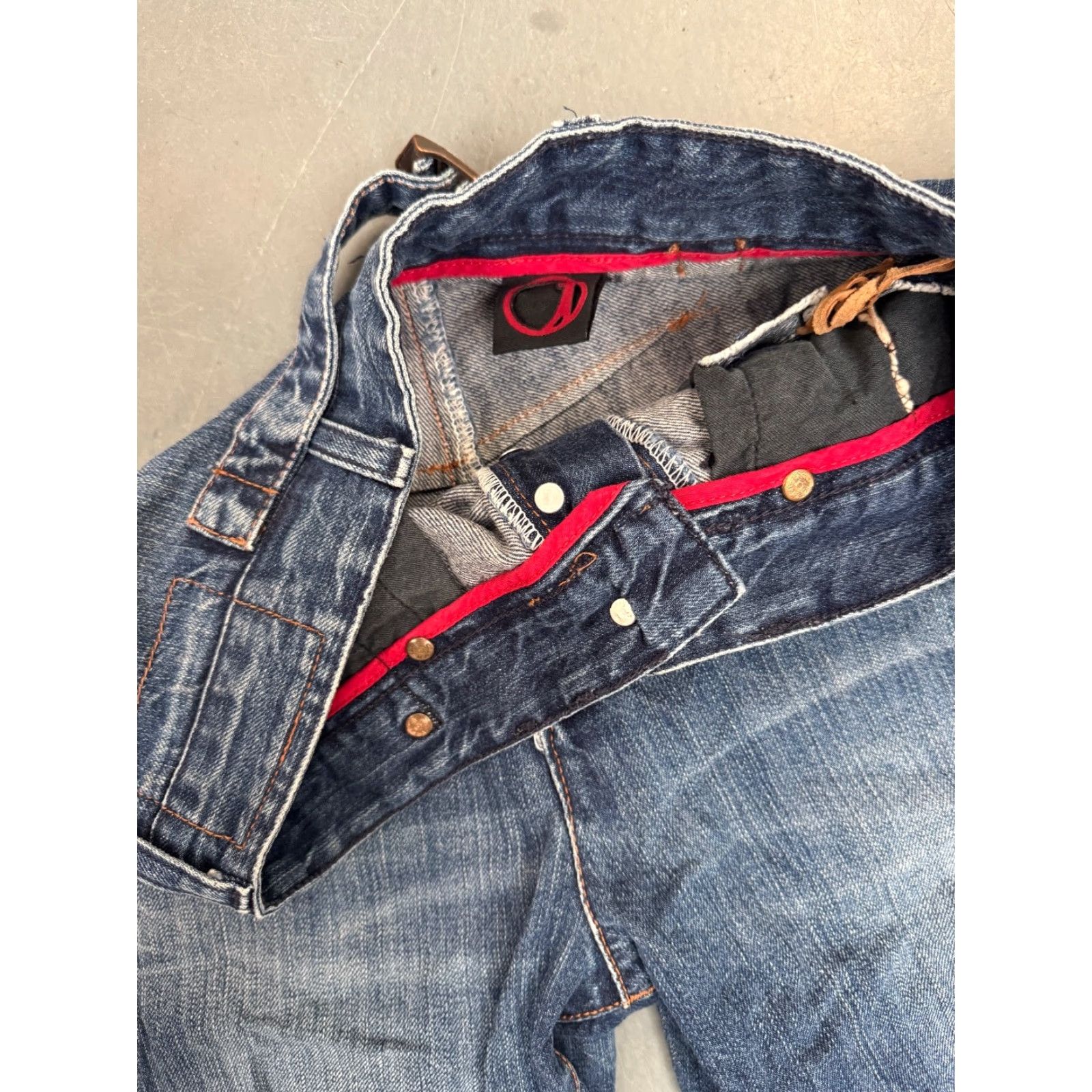 Levi's VINTAGE Levi’s Engineered Jeans - Blue - W30 L29 - 90s Twisted, Medium Faded, Button, 5-Pocket, Cotton, Regular, Men Size US 30 / EU 46 - 3 Thumbnail