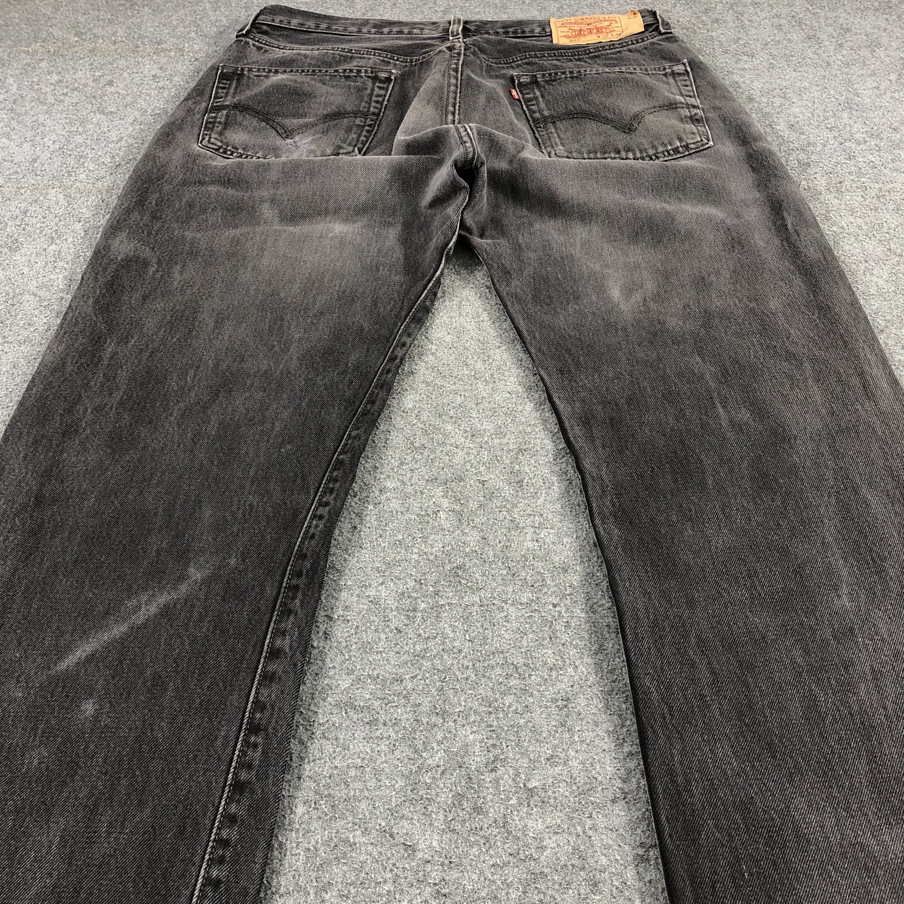 Vintage 90s Faded Black Levis 501 Jeans-JM1646