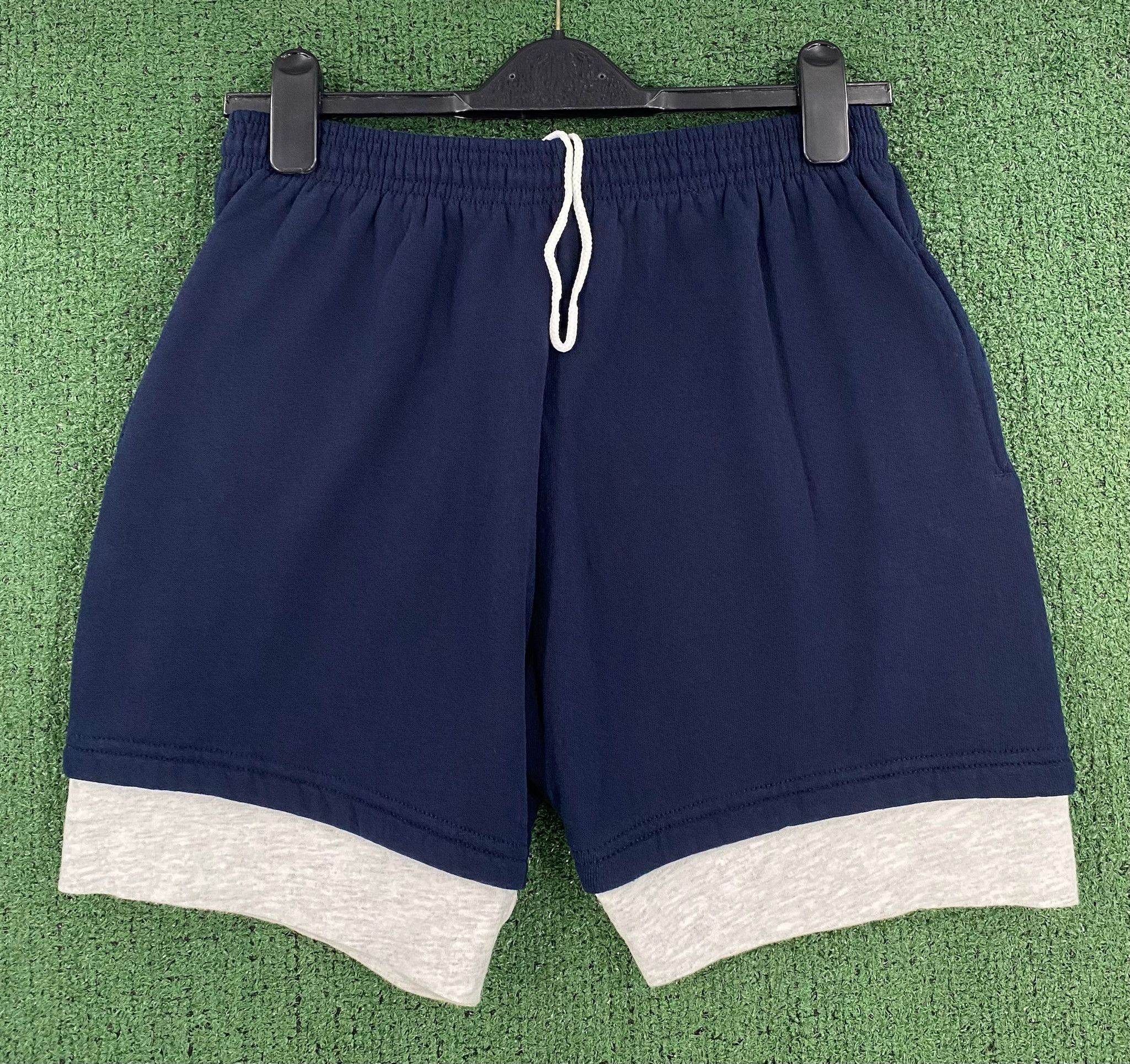 Vintage 90’s 20/20 Sport Navy Gym Sweat Shorts Medium Size US 32 / EU 48 - 1 Thumbnail