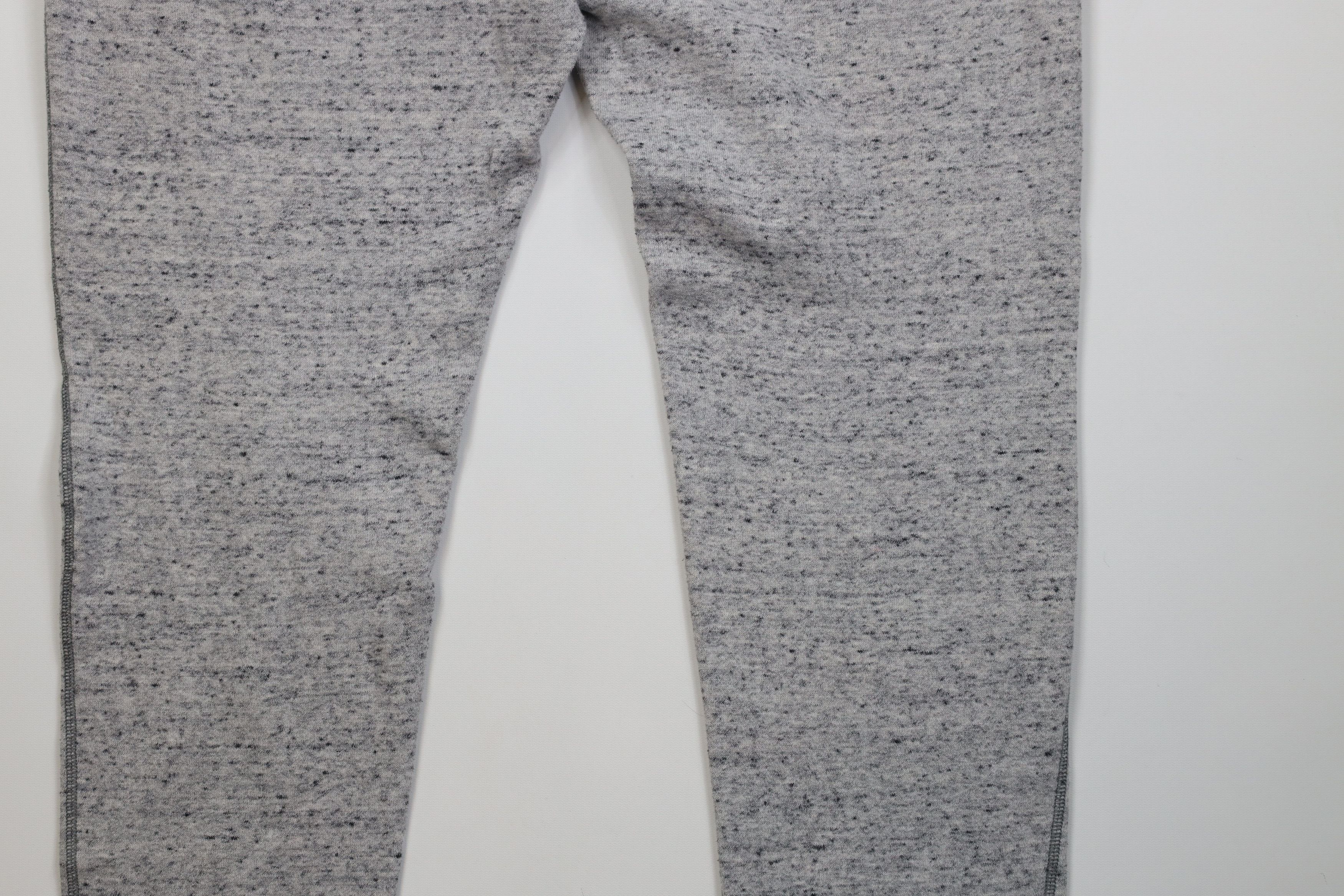 Abercrombie & Fitch Vintage Y2K Abercrombie & Fitch Spell Sweatpants Pants Gray Size US 38 / EU 54 - 12 Thumbnail