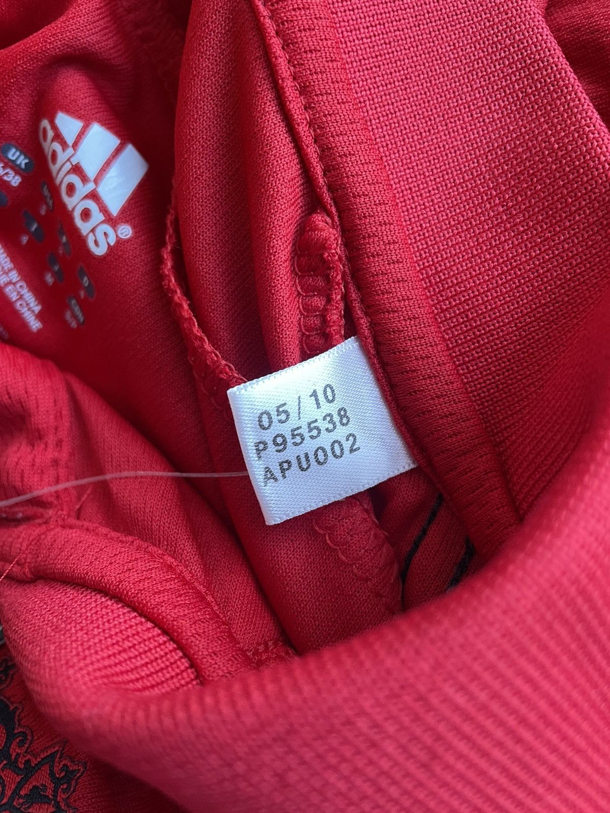 Adidas × Vintage Liverpool adidas 2010 2011 training shirt polo soccer jersey Size US S / EU 44-46 / 1 - 7 Thumbnail