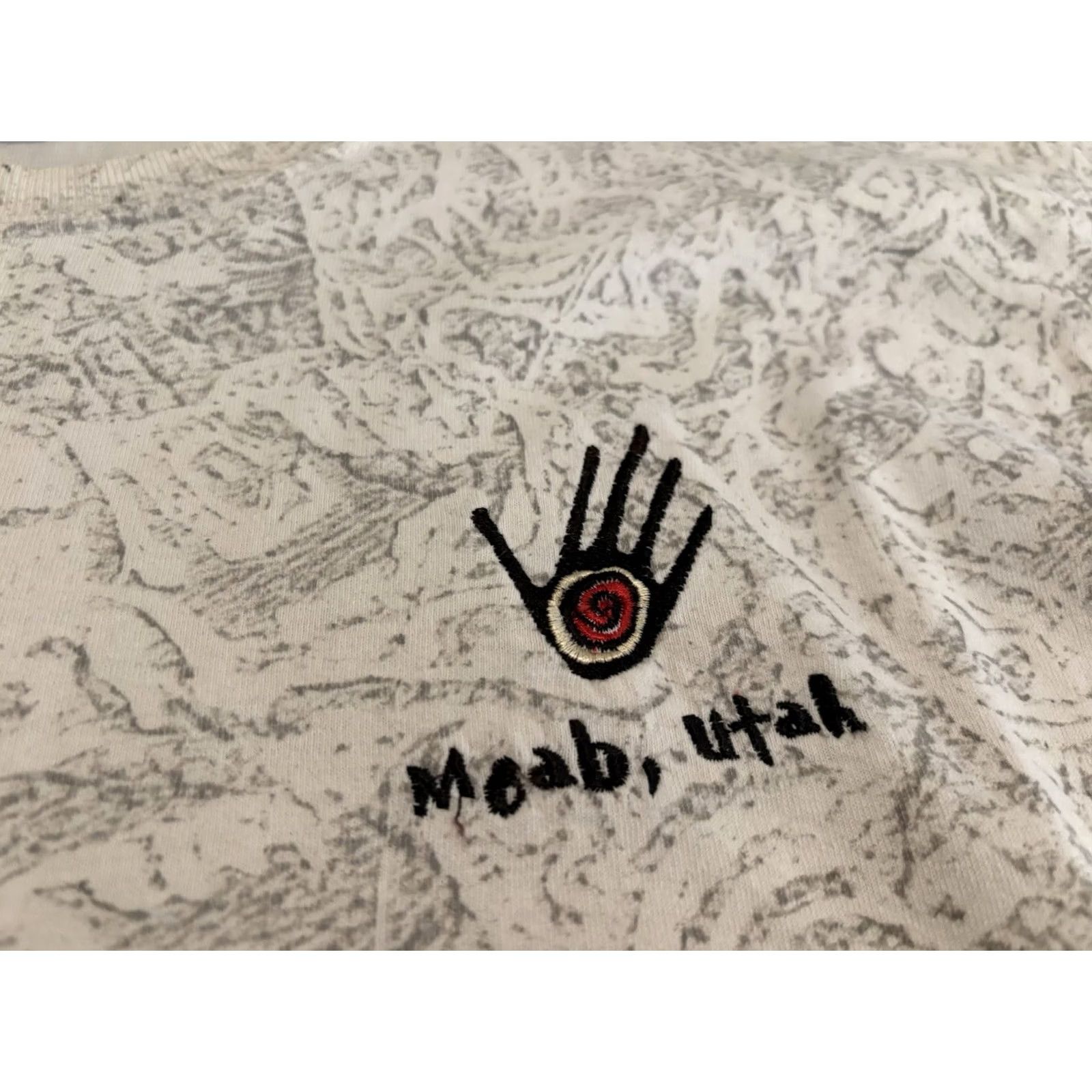 Anvil VINTAGE Anvil T-Shirt Men's Short Sleeve Crew Neck White XL 90s Biker Bike Moab Utah Insane Terrain Rock Hart AOP Size US XL / EU 56 / 4 - 4 Thumbnail
