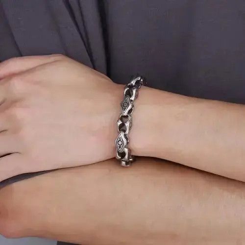 Other Link Chain Geometric Square Wristband Bracelet Size ONE SIZE - 1 Thumbnail