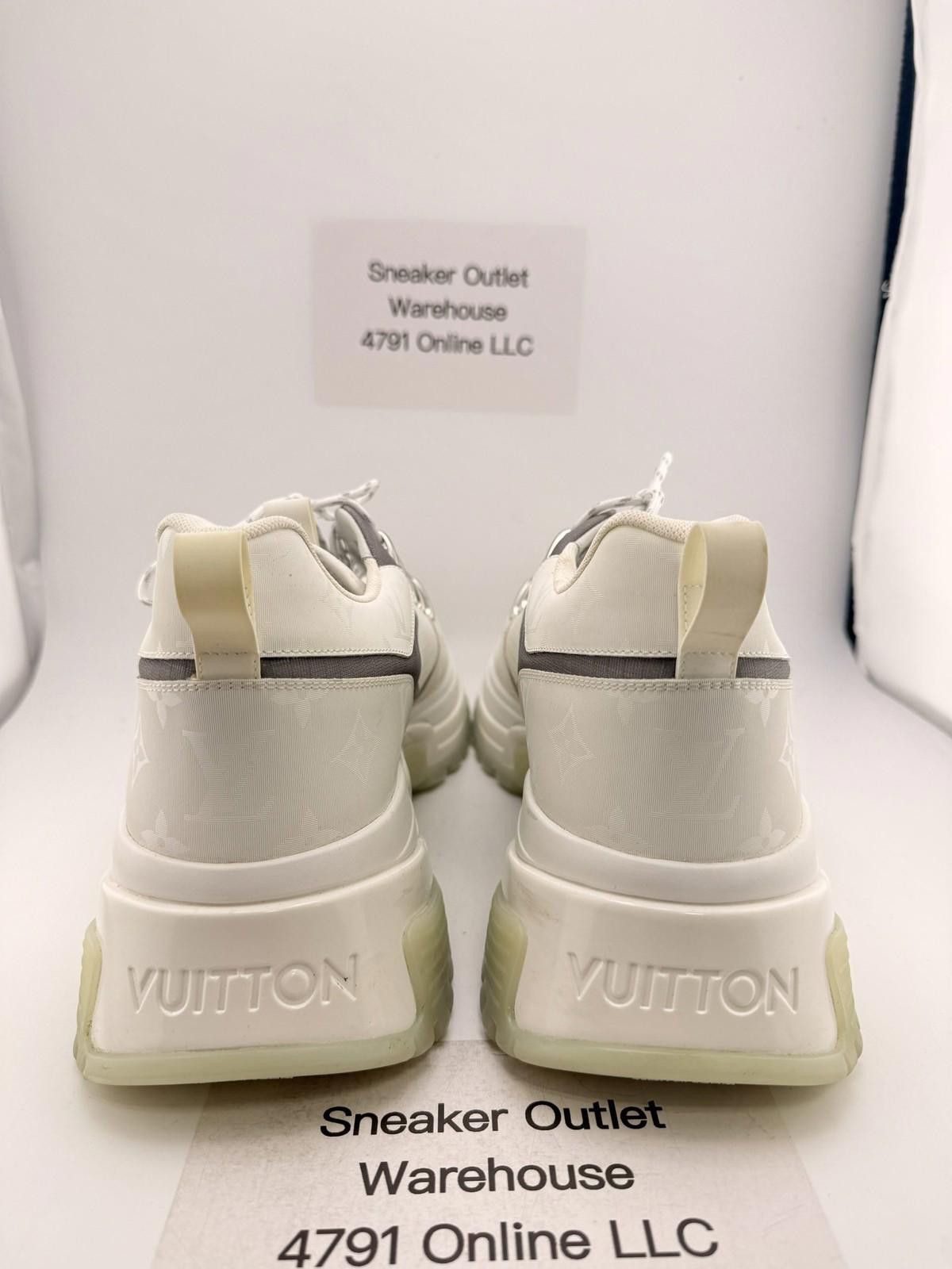 Louis Vuitton Louis Vuitton Run Away Pulse White/Silver 10 UK Used Size US 11 / EU 44 - 4 Thumbnail