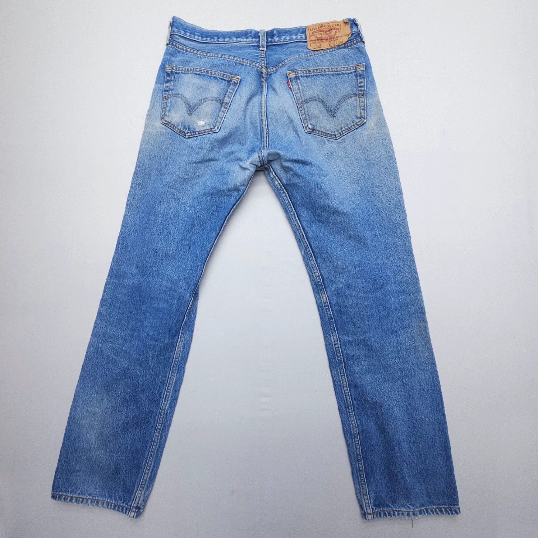 Levi's Levi's Levi's 501 Jeans Mens Regular Straight Denim Blue 35x31 Distressed Mid Rise 501 Series 90s Vintage Style Mens Jeans Size US 35 - 2 Thumbnail