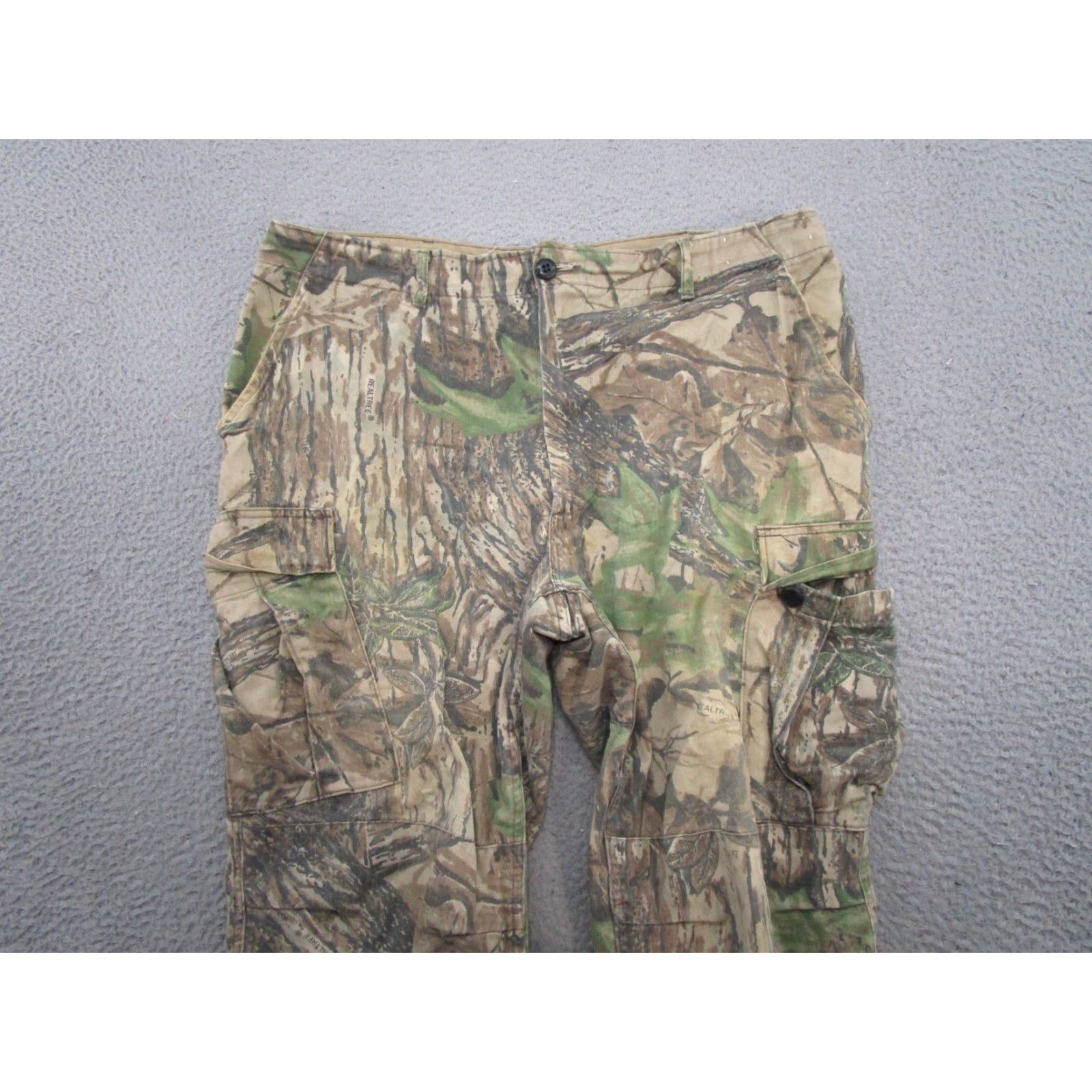 Realtree VTG Rattlers Brand Cargo Pants Mens L 40x30 Realtree Camo Hunting Double Knee Cargo Pocket Camouflage 90s Army Nature USA Hunting Mens Size US 33 - 3 Thumbnail