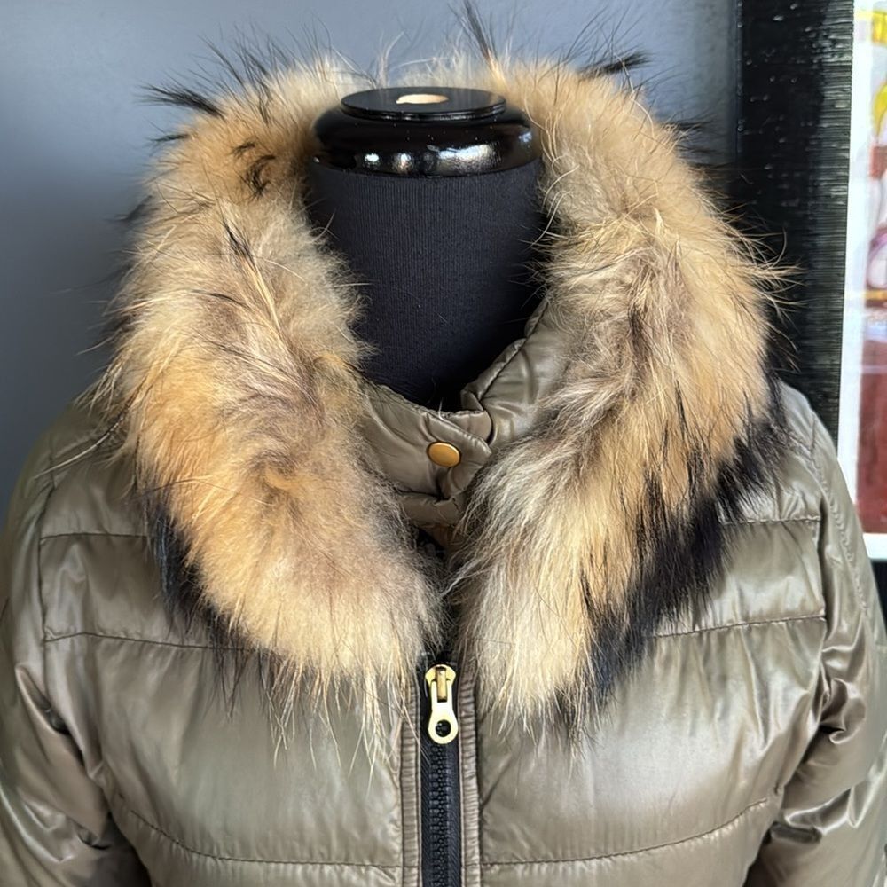 Duvetica Duvetica olive puffer 2-way zipper front detachable fur col Size S / US 4 / IT 40 - 2 Thumbnail