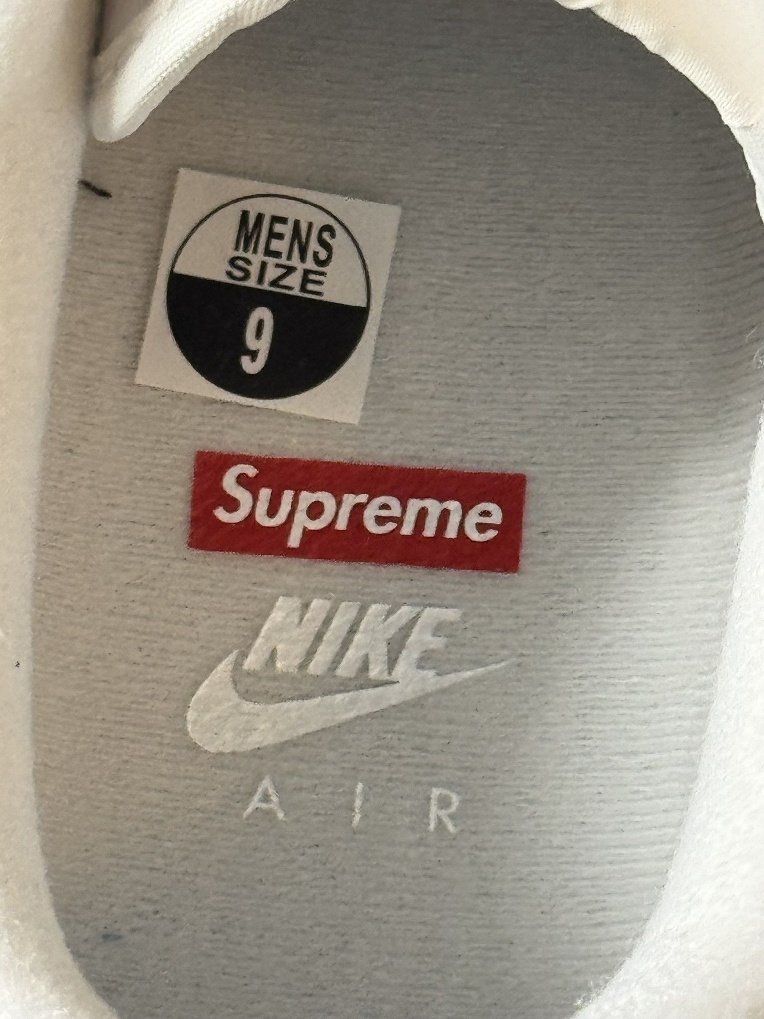 Nike × Supreme Supreme x Nike Air Force 1 Low Box Logo - White Size 9 Size US 9 / EU 42 - 8 Thumbnail