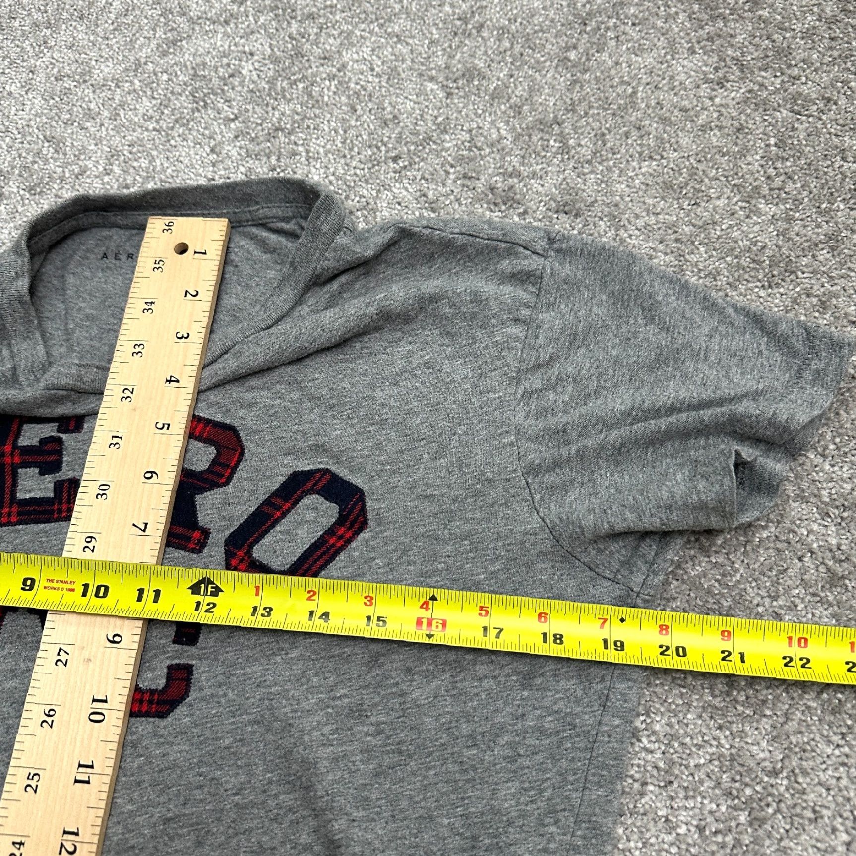 Aeropostale Aero postale Graphic T-Shirt Womens Small Gray Crew Neck Short Sleeve Cotton Tee Size S / US 4 / IT 40 - 7 Thumbnail