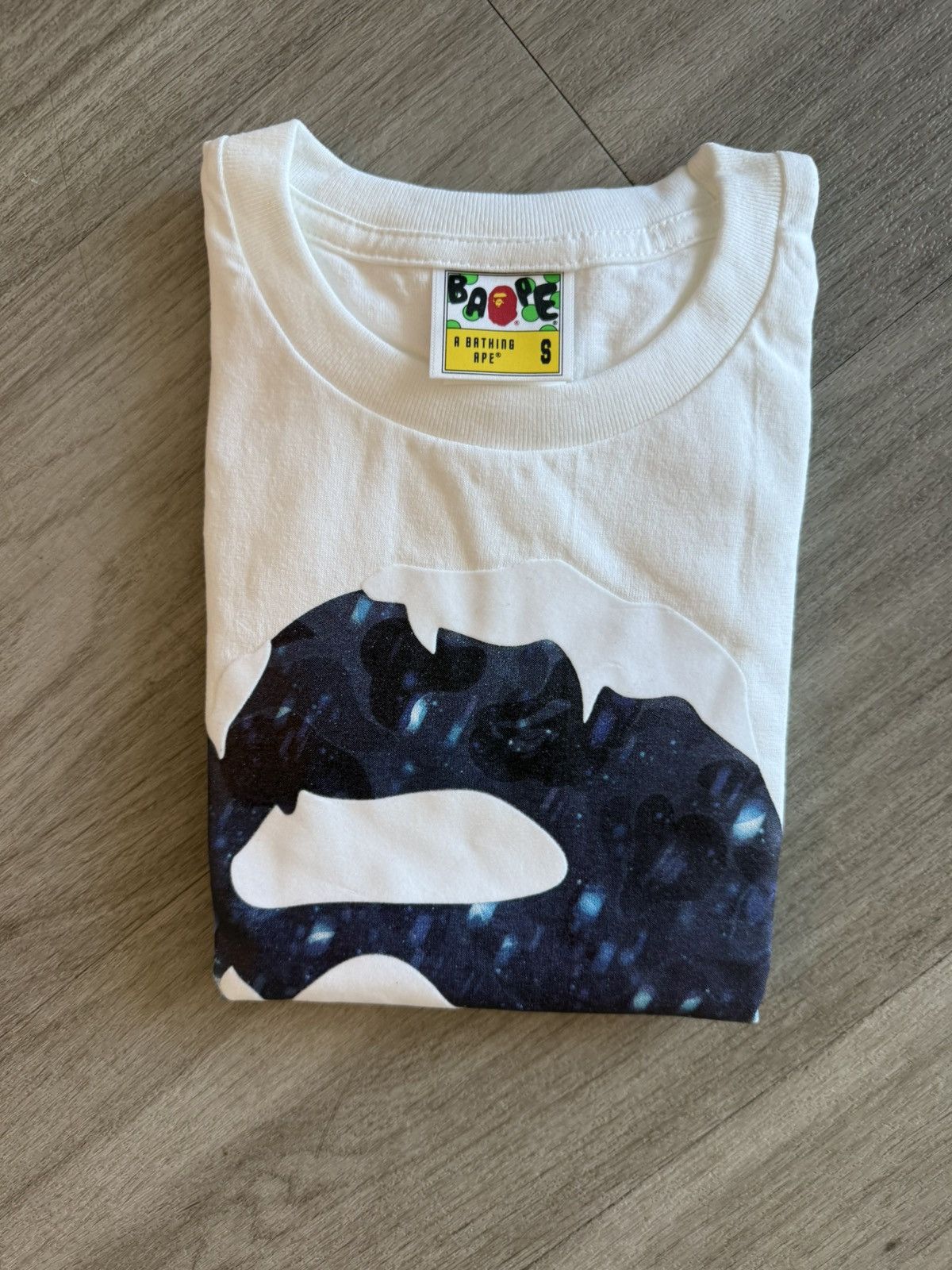 Bape Bape Christmas Photo Ape Head Tee Size US S / EU 44-46 / 1 - 3 Thumbnail